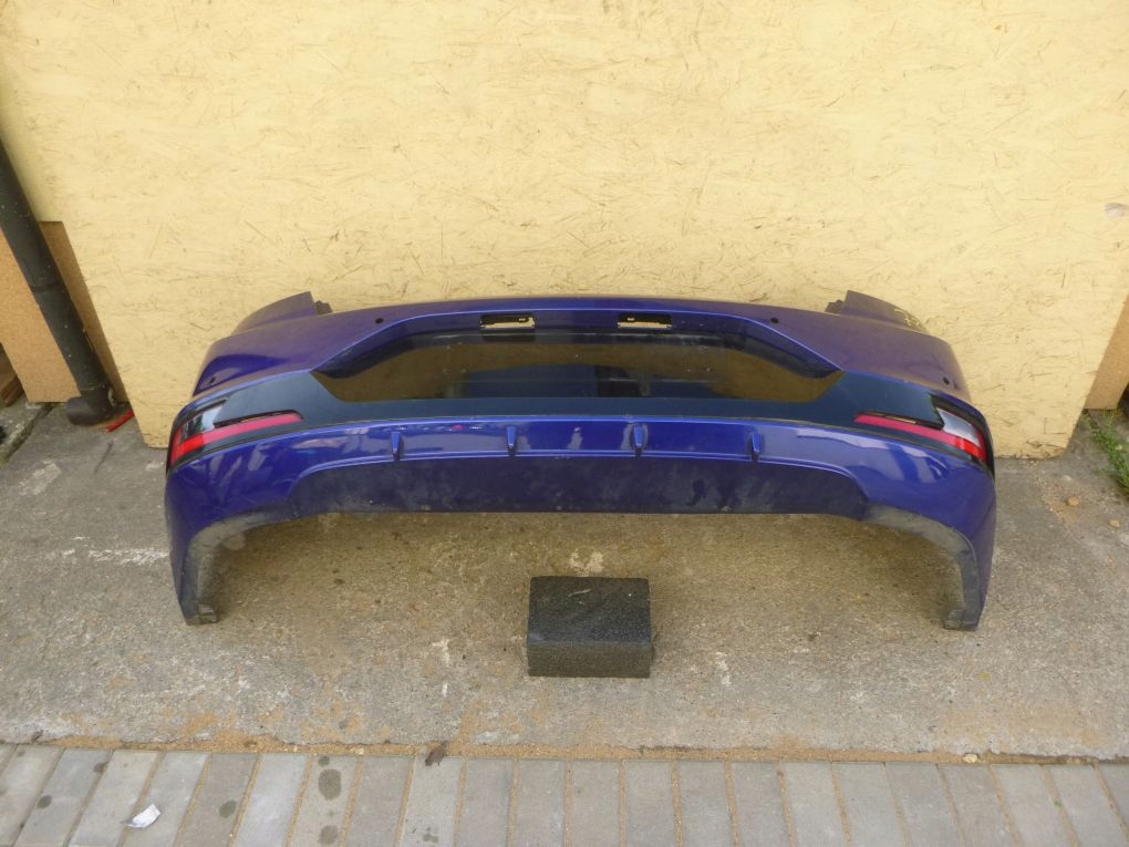 HYUNDAI ELANTRA LIFT 18- bumper rear