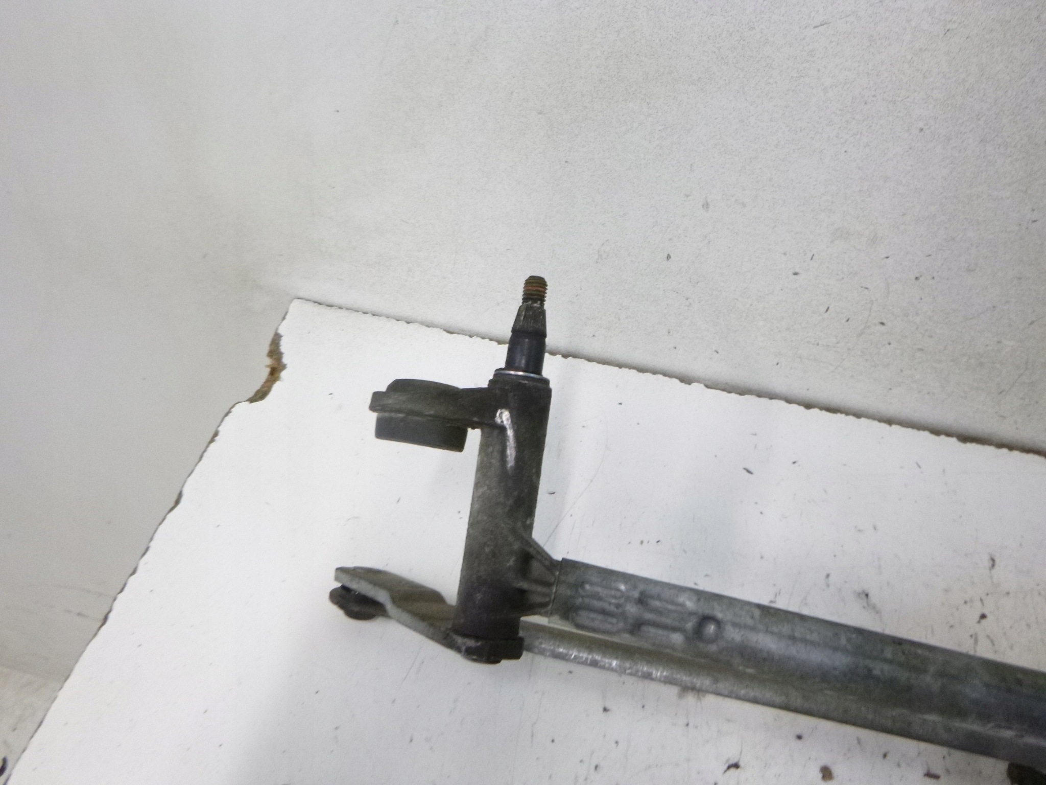 wiper mechanism front VW Golf V 1K1955023D 2004r.