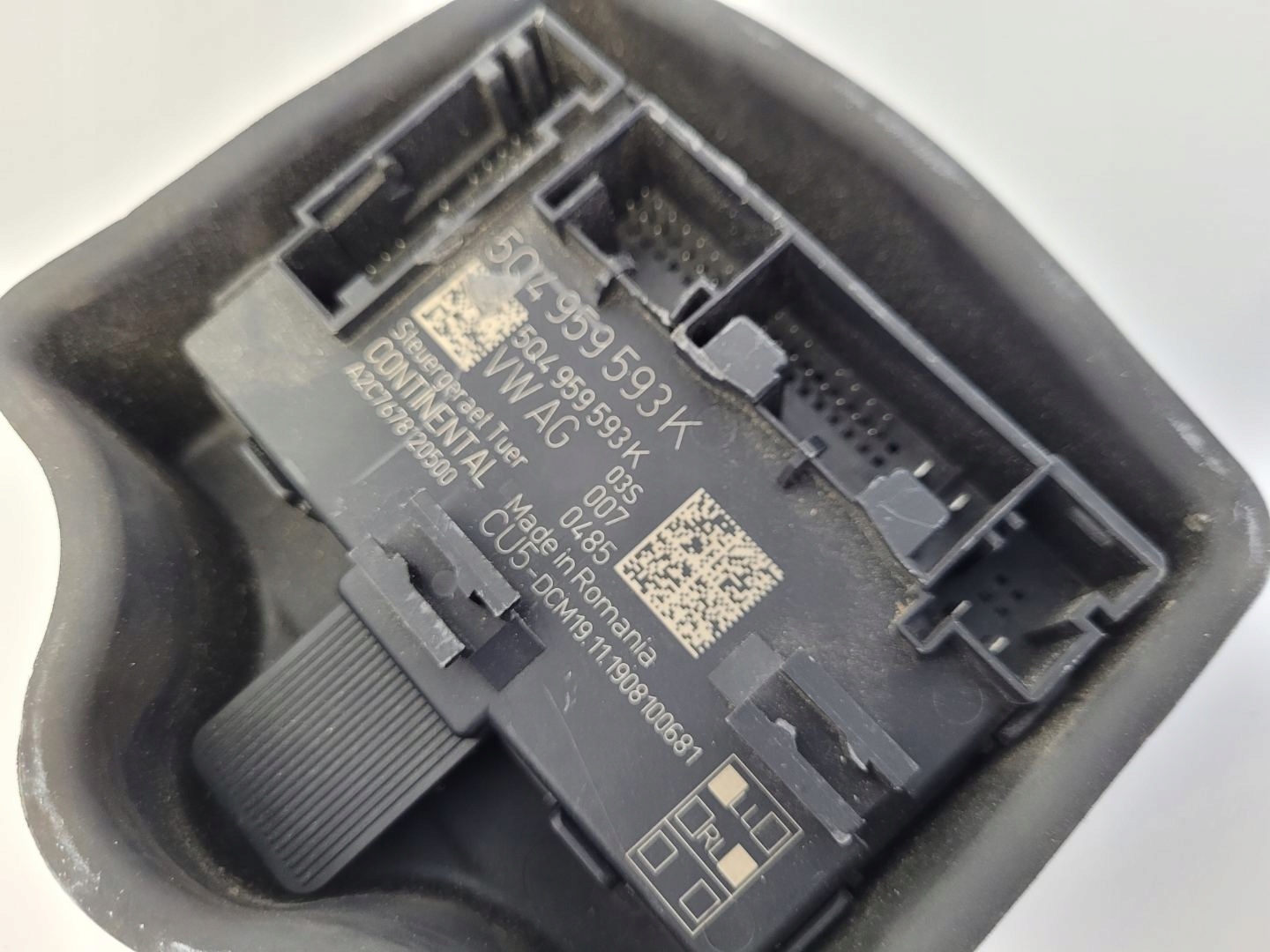 module door front left side Audi A1 GB 2018 5Q4959593K