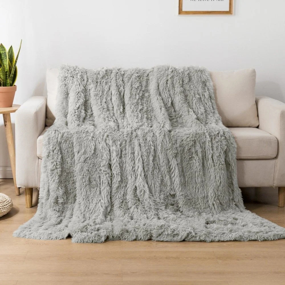 Koc włochacz 160x200 Jasny szary FLD-20 Narzuta Futrzak Marka Cotton world