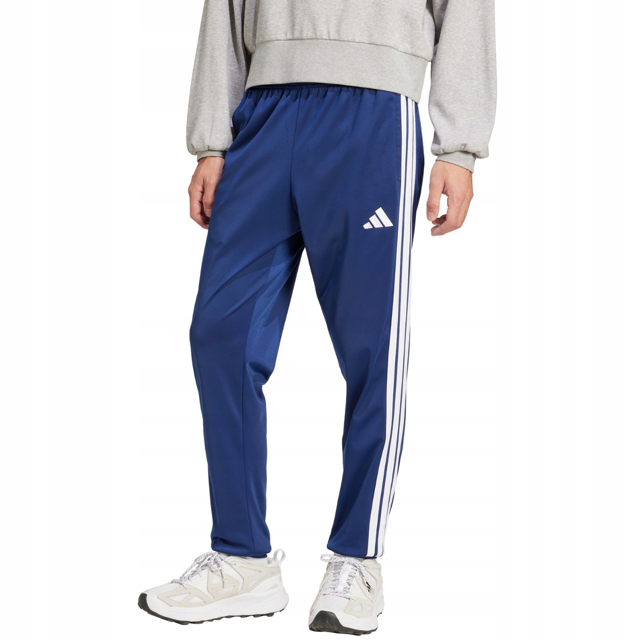 Spodnie męskie adidas 3-Stripes Tricot Regular Tapered JI8812 M