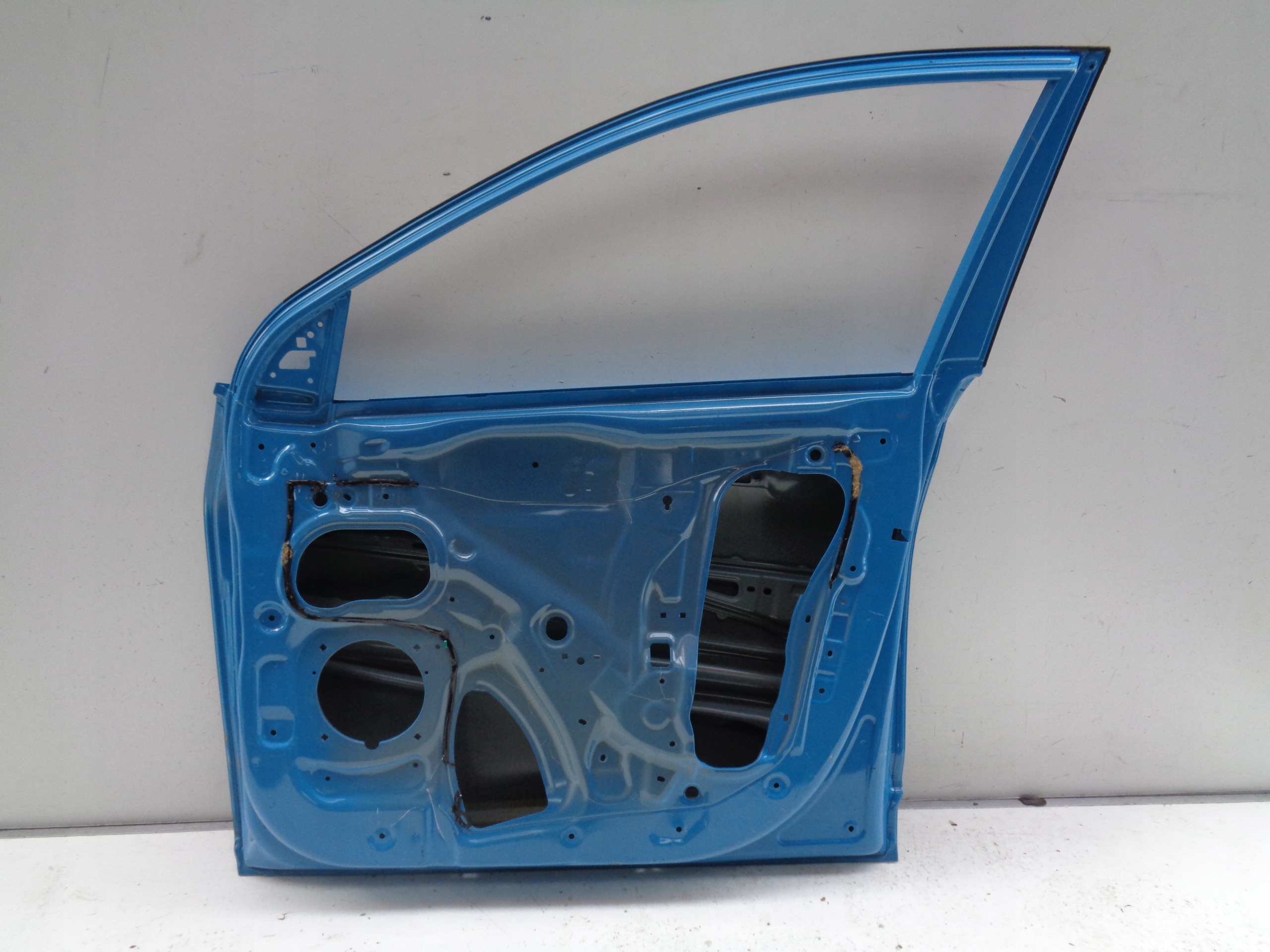 DRZWI PRAWE PRZEDNIE HYUNDAI KONA 17- NR 38662 Jakość części (zgodnie z GVO) Q - oryginał z logo producenta części (OEM, OES)