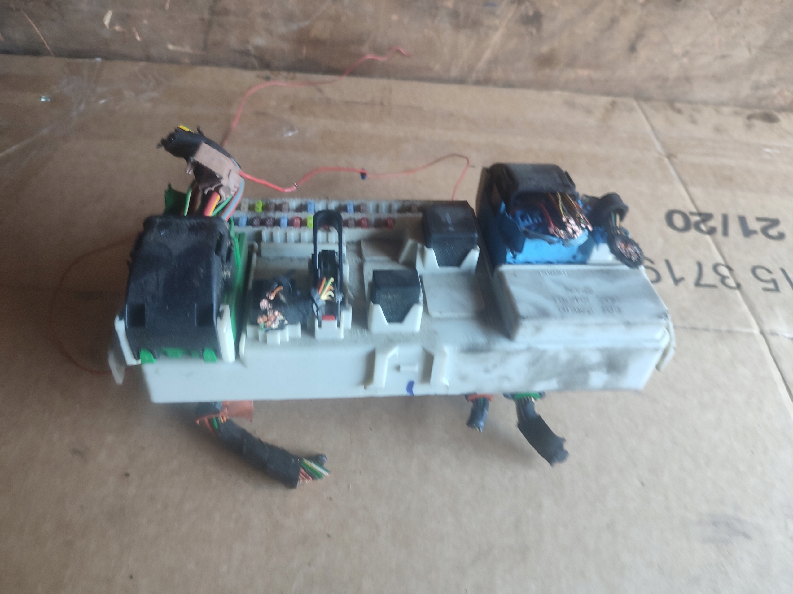 control unit of the interior module BSI VOLVO V50 30765015