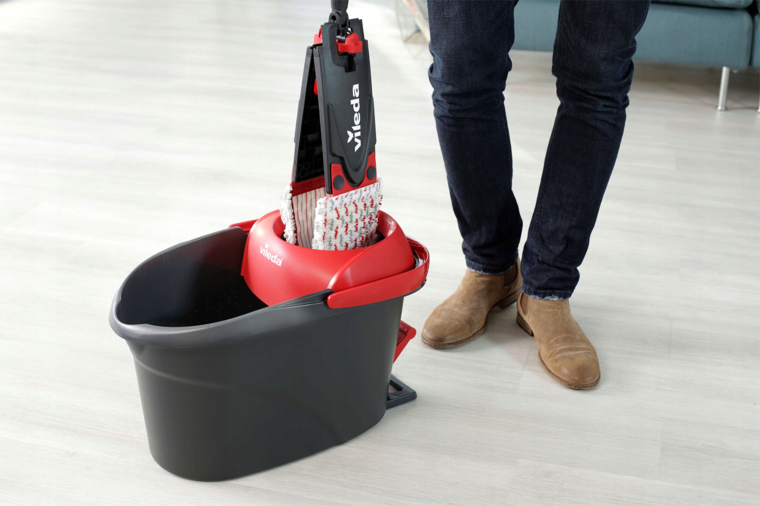 Mop obrotowy Vileda Easy Wring ULTRAMAT Turbo Kolor czarny