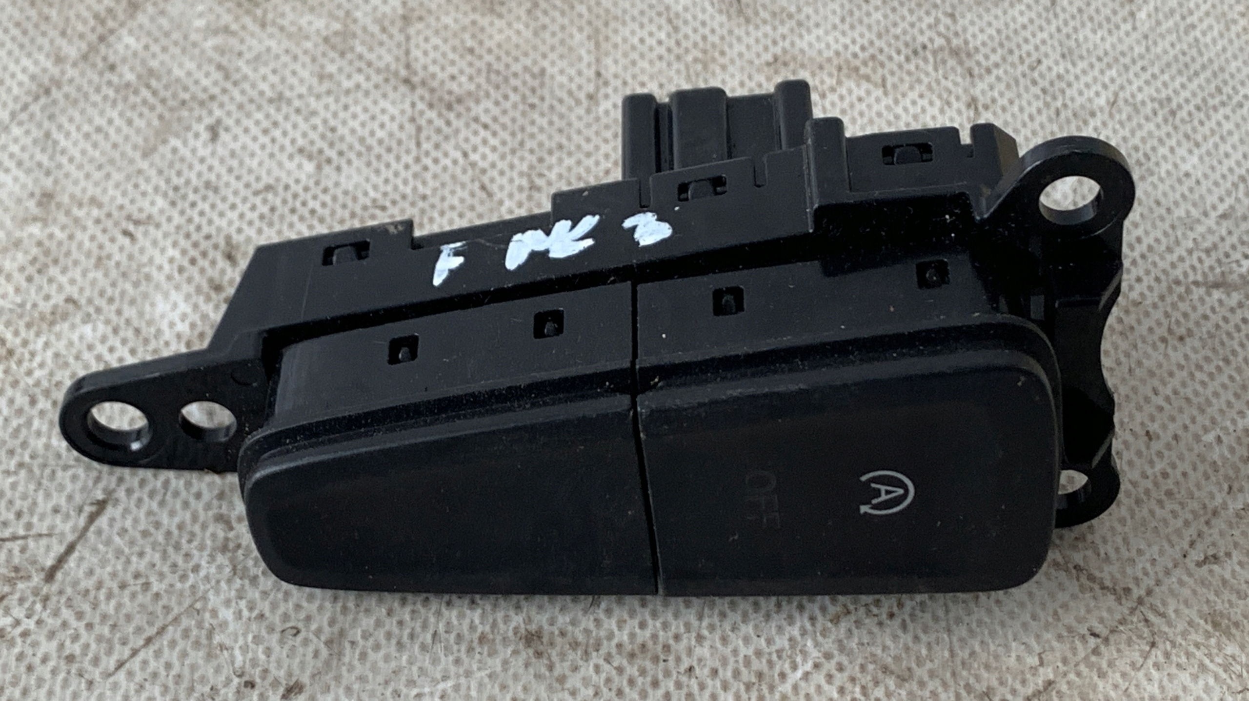 # PANEL START-STOP FORD FOCUS MK3 F1ET-11B573-AA