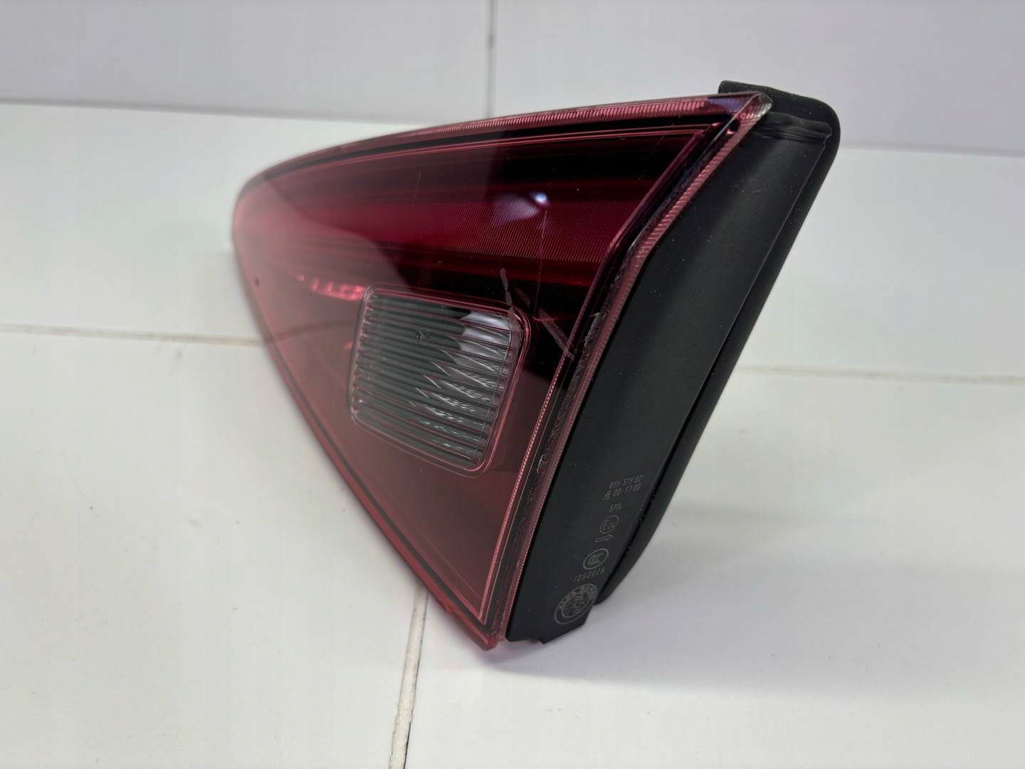 light rear right side Alfa Romeo Giulia 2 2017 20700207