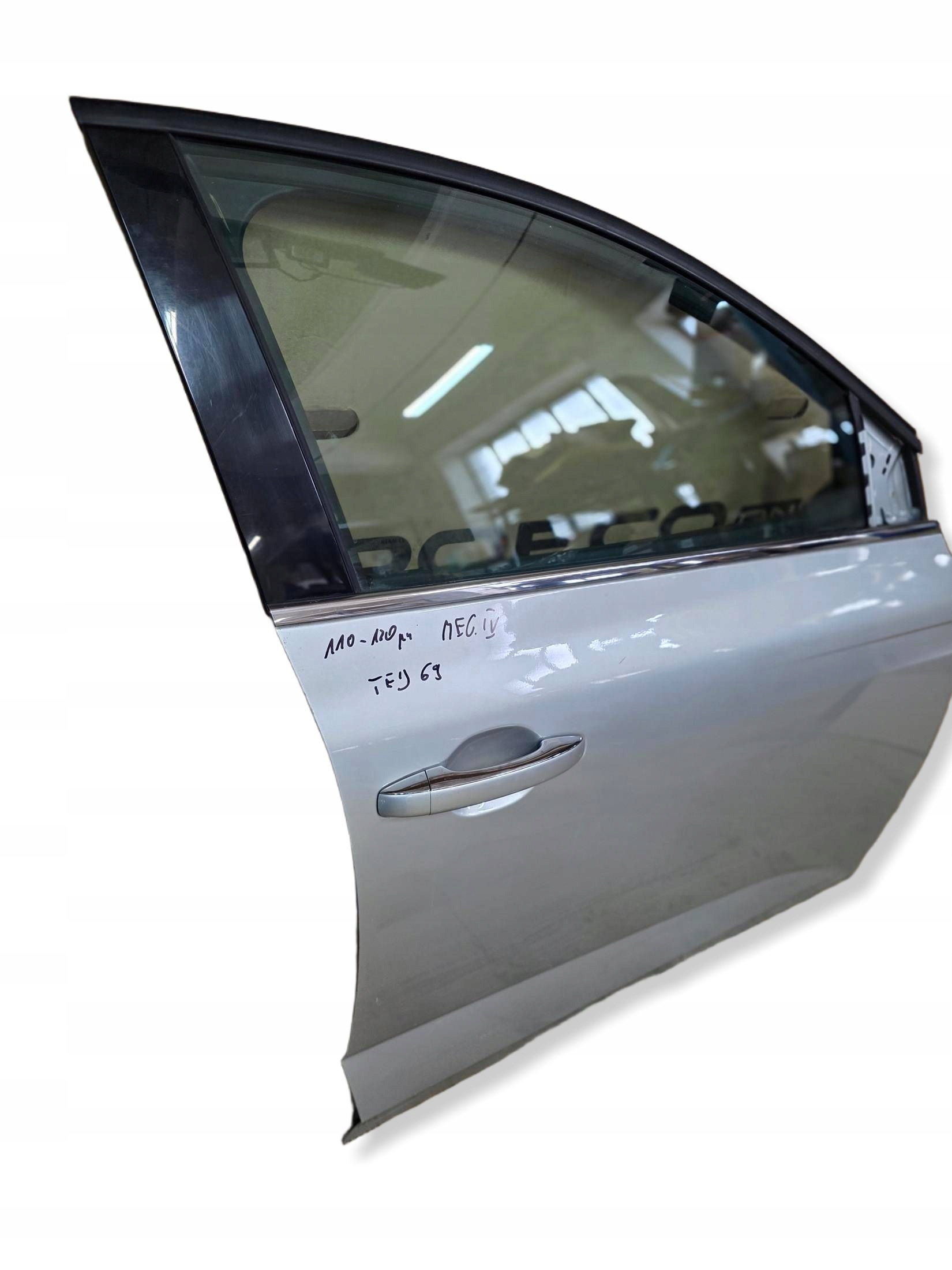 Portière Avant Avant Droit RENAULT MEGANE IV HB TED69 Complets