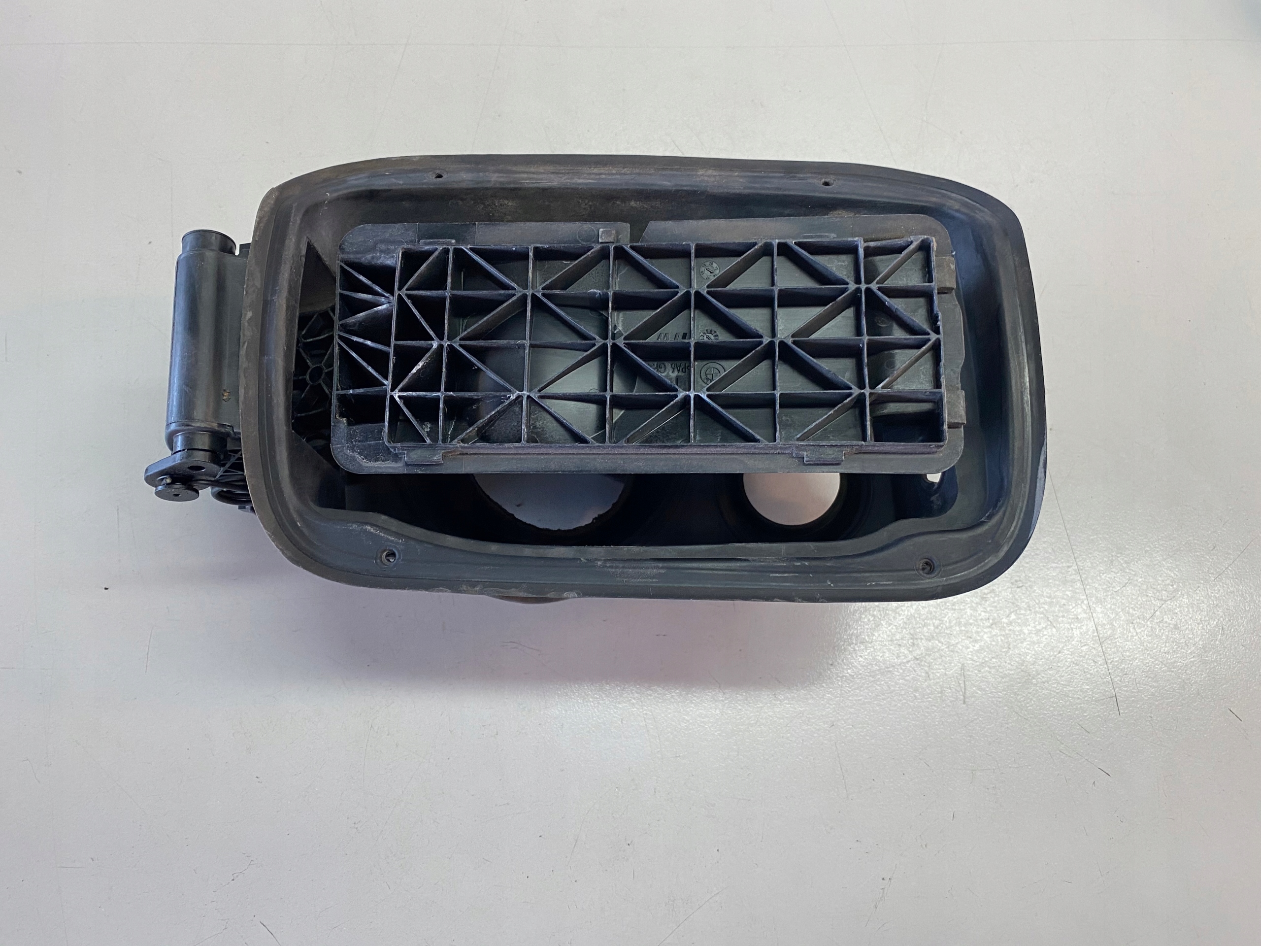 BMW F10 F11 SCR AdBlue газовая крышка 7218336