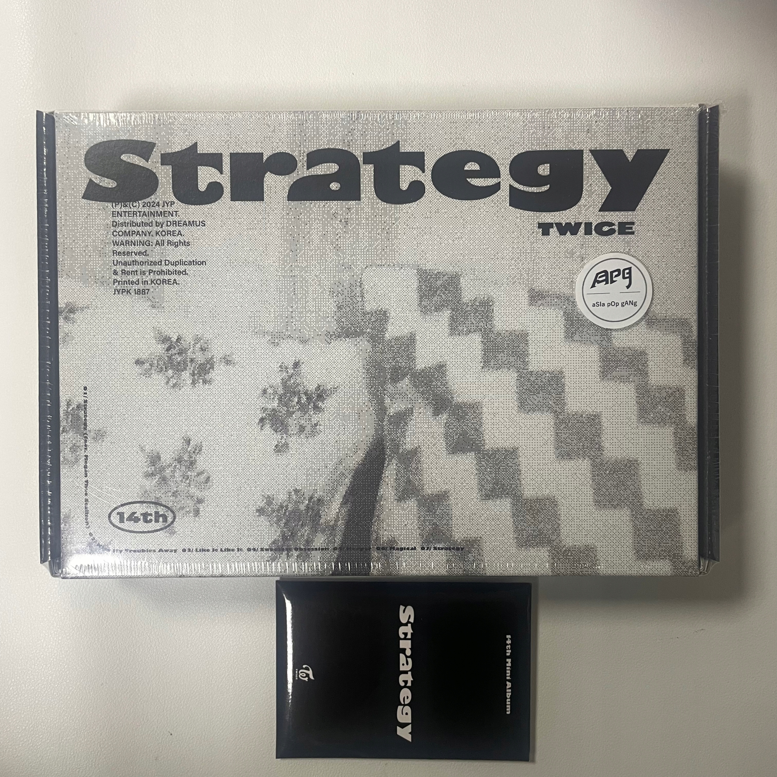 Album Twice Strategy - Niska cena na Allegro