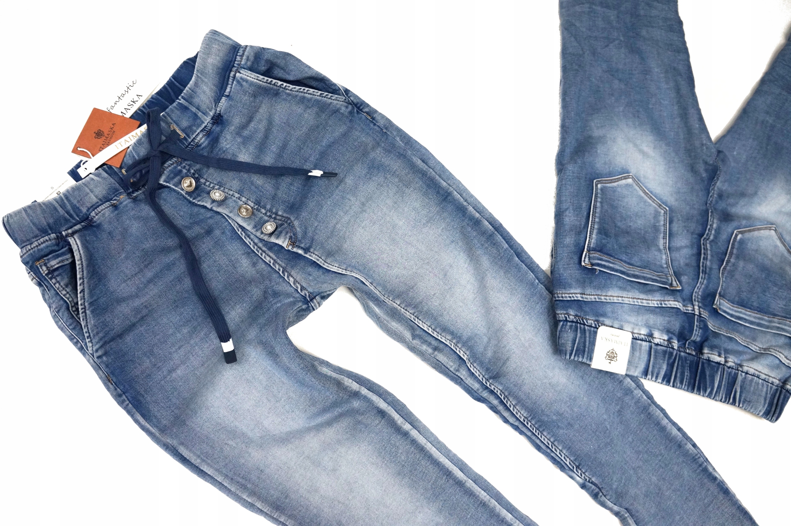 ITAIMASKA DAMSKIE SPODNIE JEANSOWE NA GUMCE W PASIE WIĄZANE WYGODNE Kod producenta zpf02273