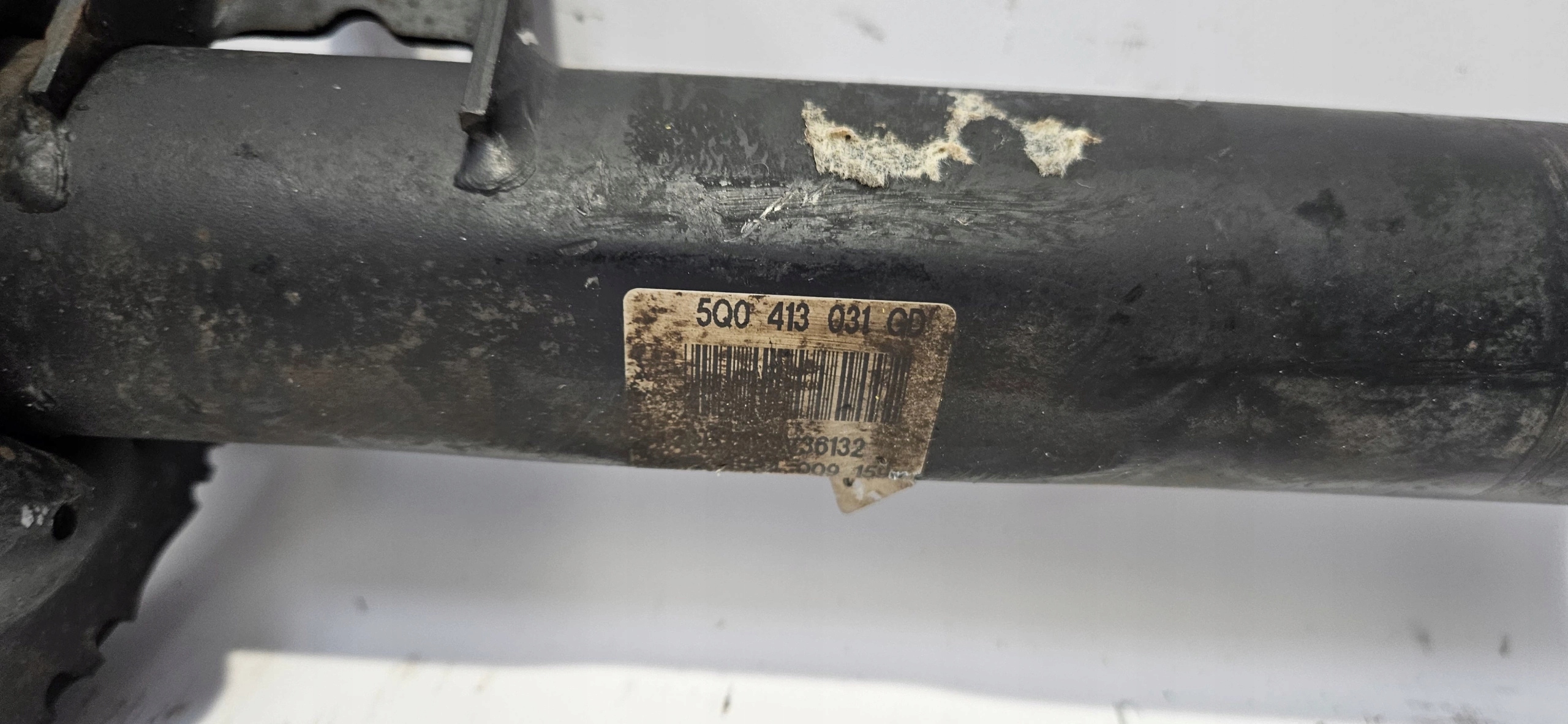 shock absorber left front AUDI A3 8V 12- 5Q0413031GD
