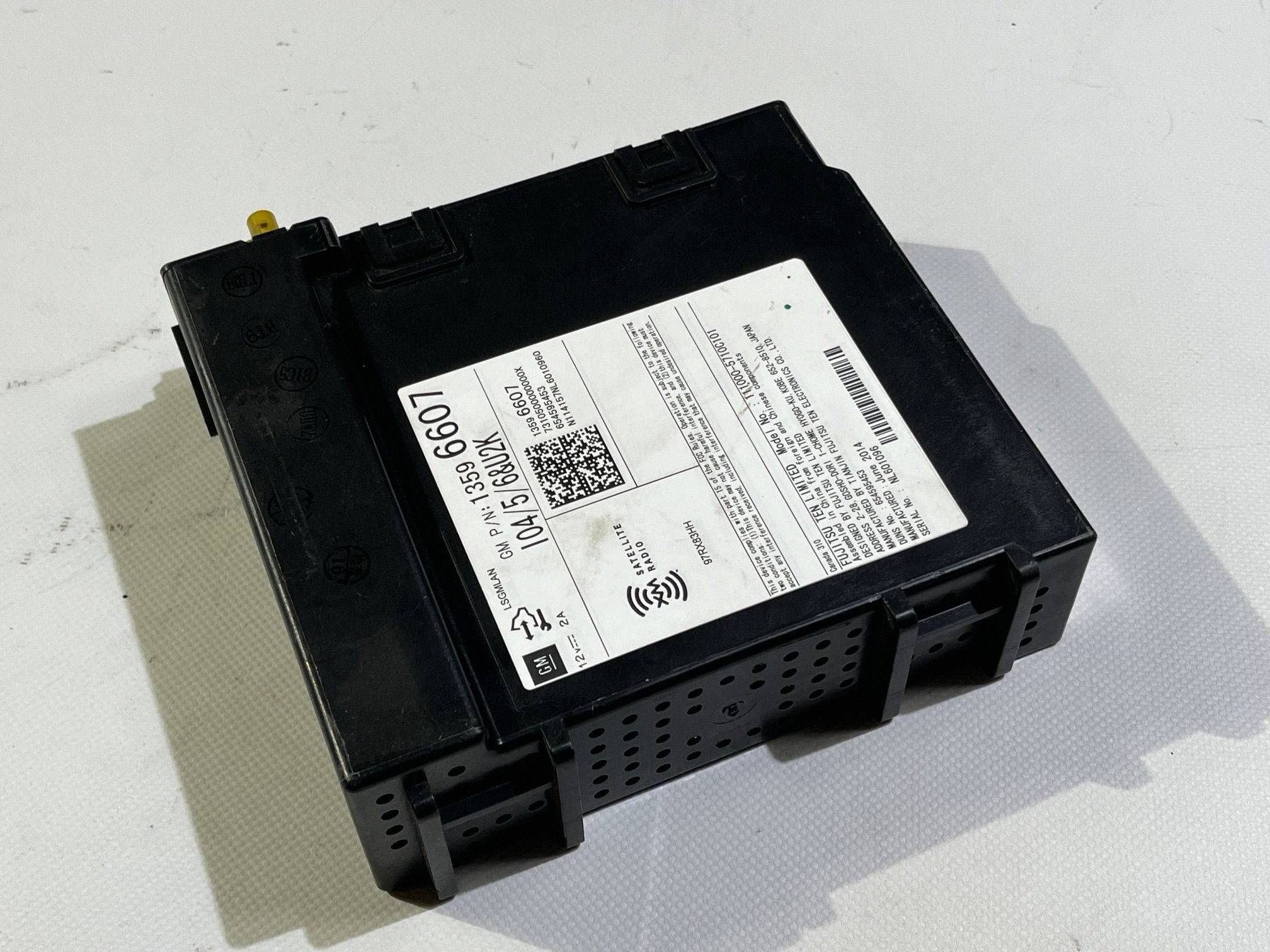 module control unit radio Chevrolet Corvette C7 13596607