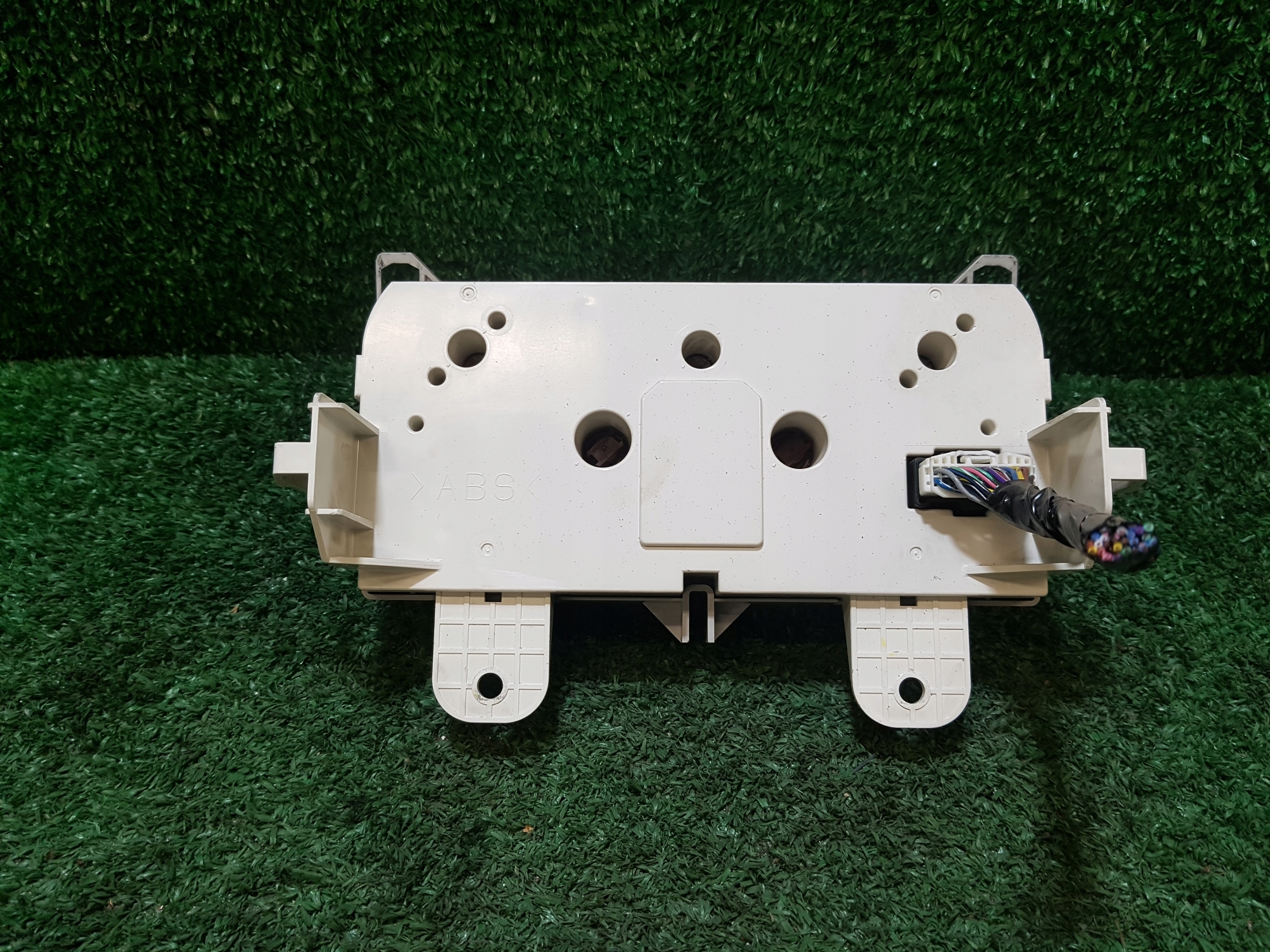 control panel air conditioning devices MAZDA 5 K1900CC30