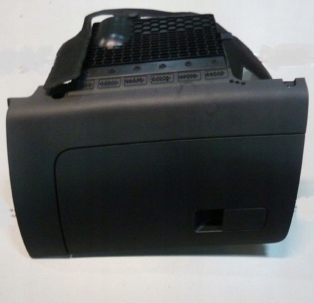 seat Toledo IV бардачок пассажира 5JB857097E