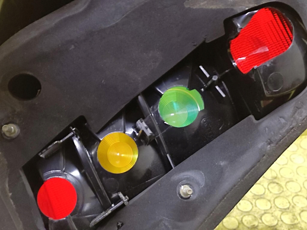 MERCEDES W203 light right rear part A2038200664