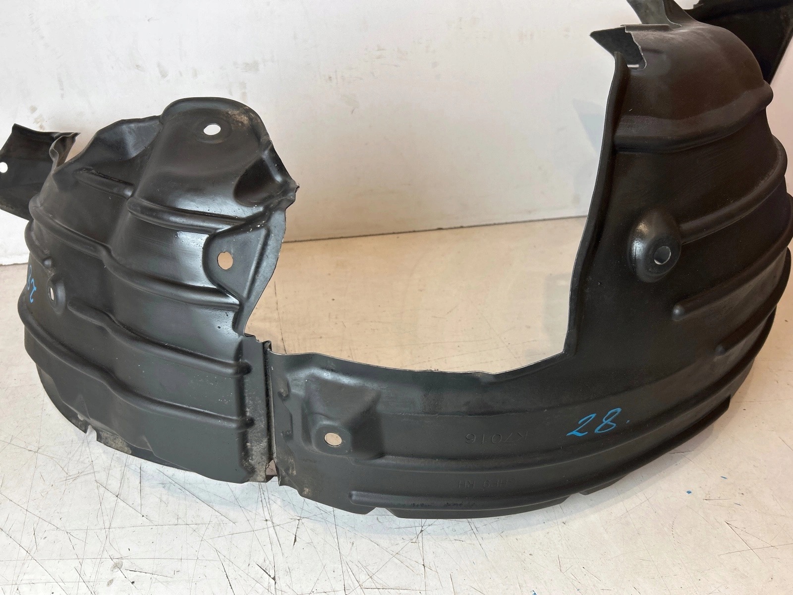 mudguard right front Mazda 6 III GJ sedan