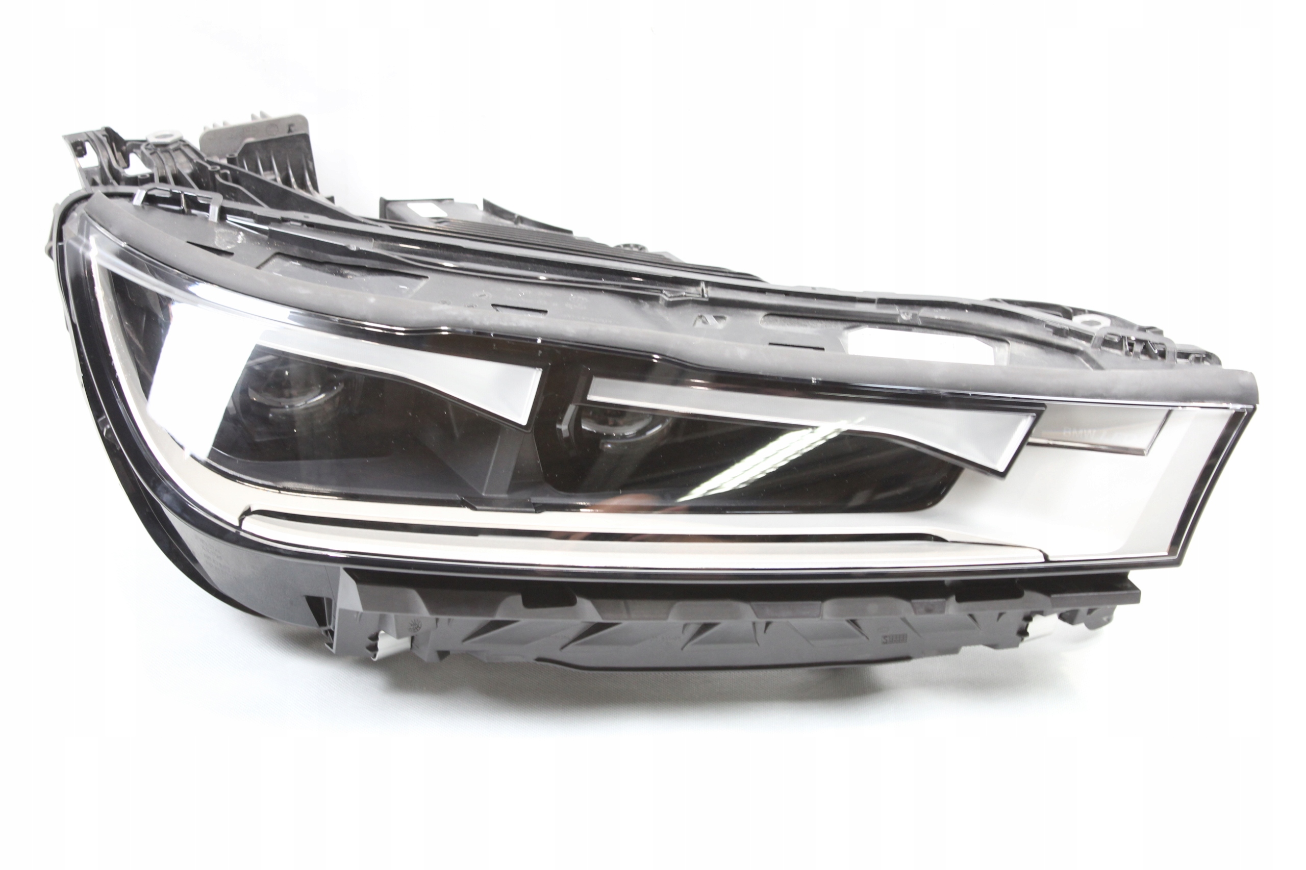 LAMPA PRZEDNIA KOMPLETNA FULL LED PRAWA BMW IX I20