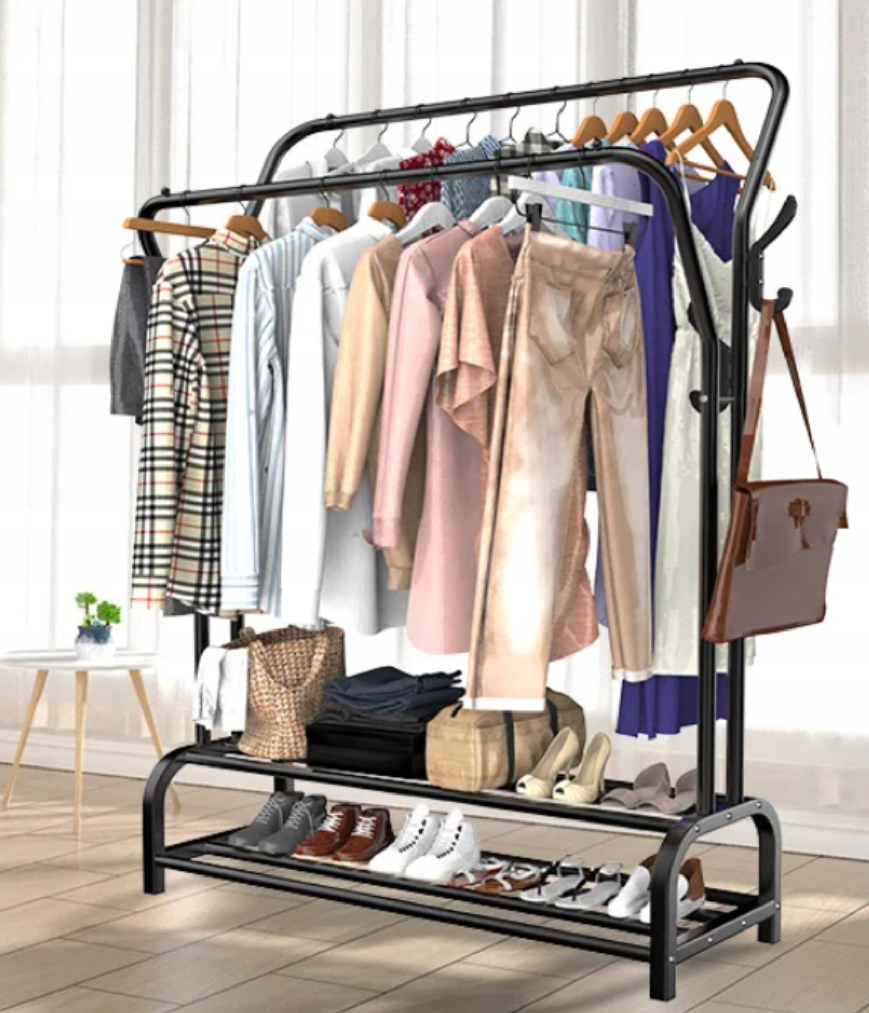 Dvojitý multifunkční volně stojící věšák na oblečení