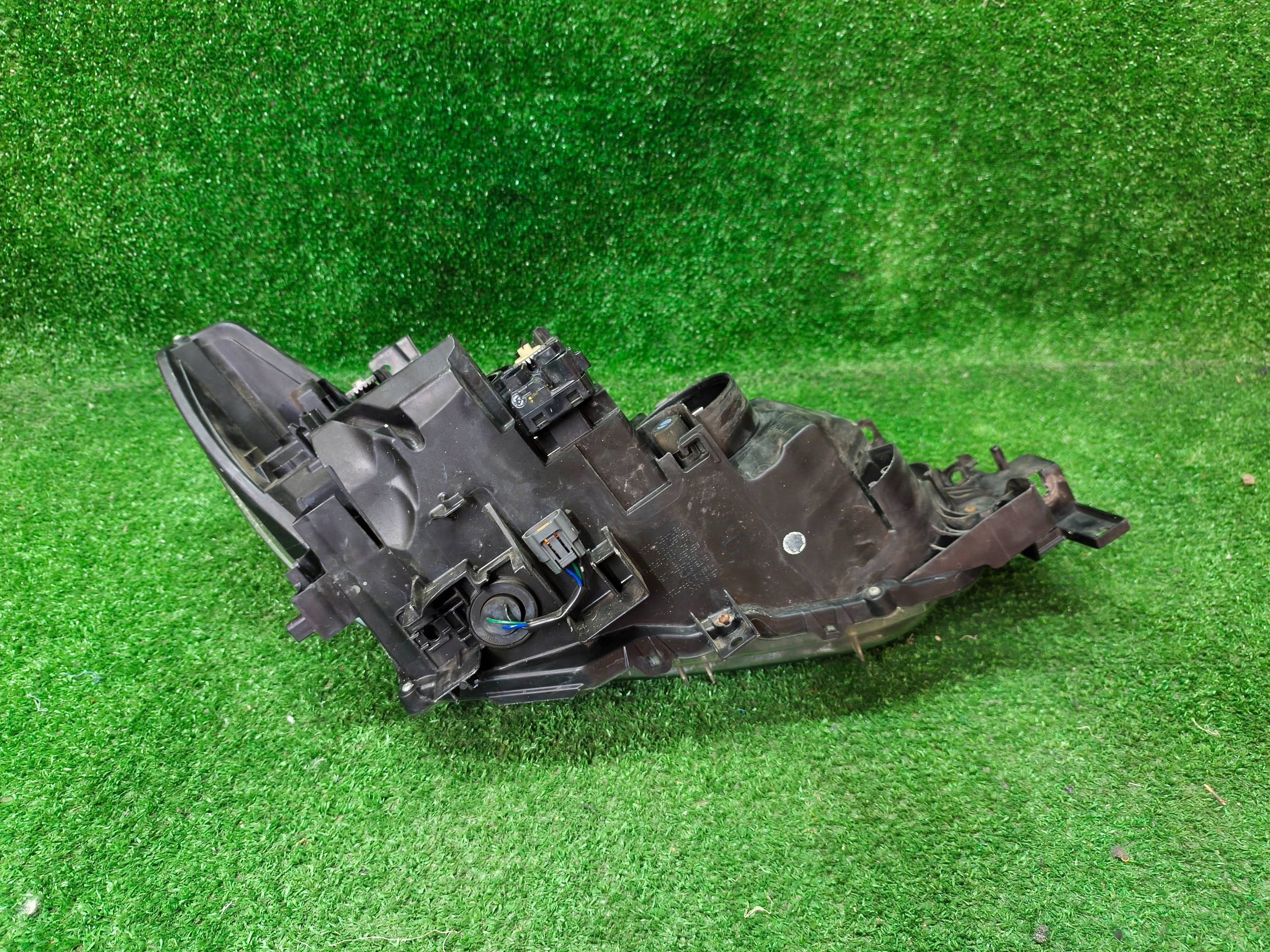 REFLEKTOR right front MAZDA 6 GJ 12- lens NR.R1283