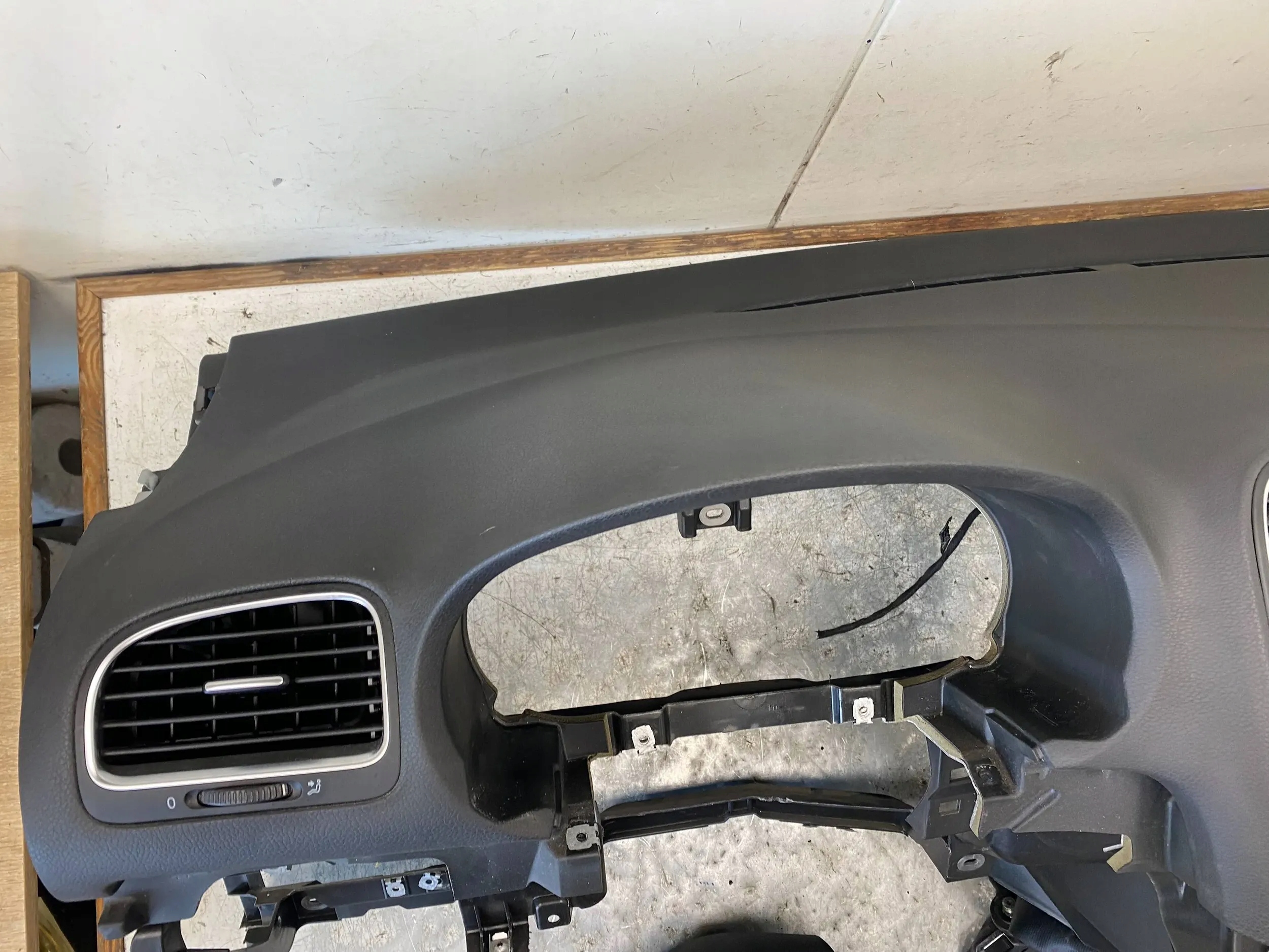VW GOLF VI HB originál console dashboard airbag airbag tension belt