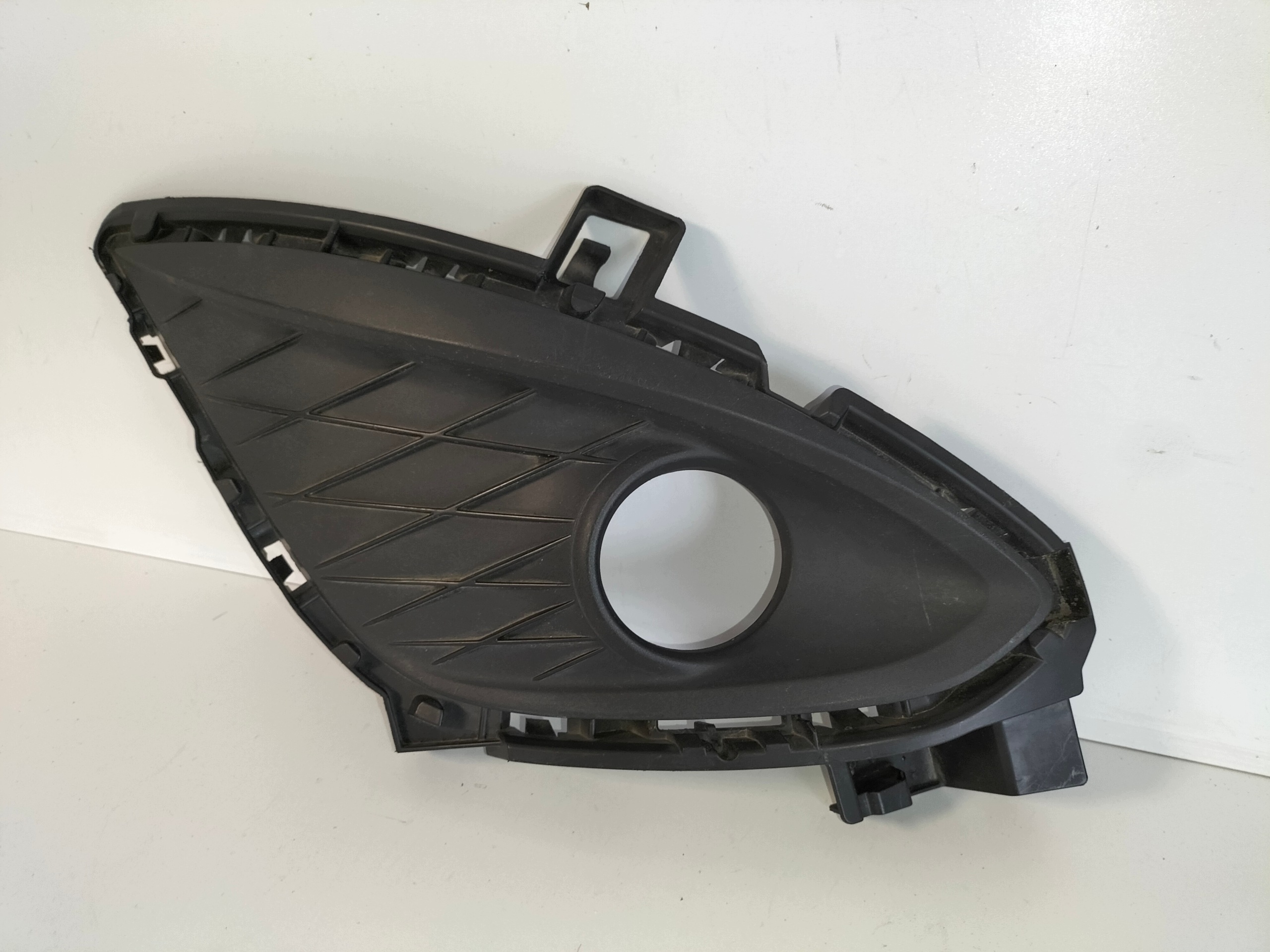 grille grid of a bumper front right MAZDA 5 V CW 10
