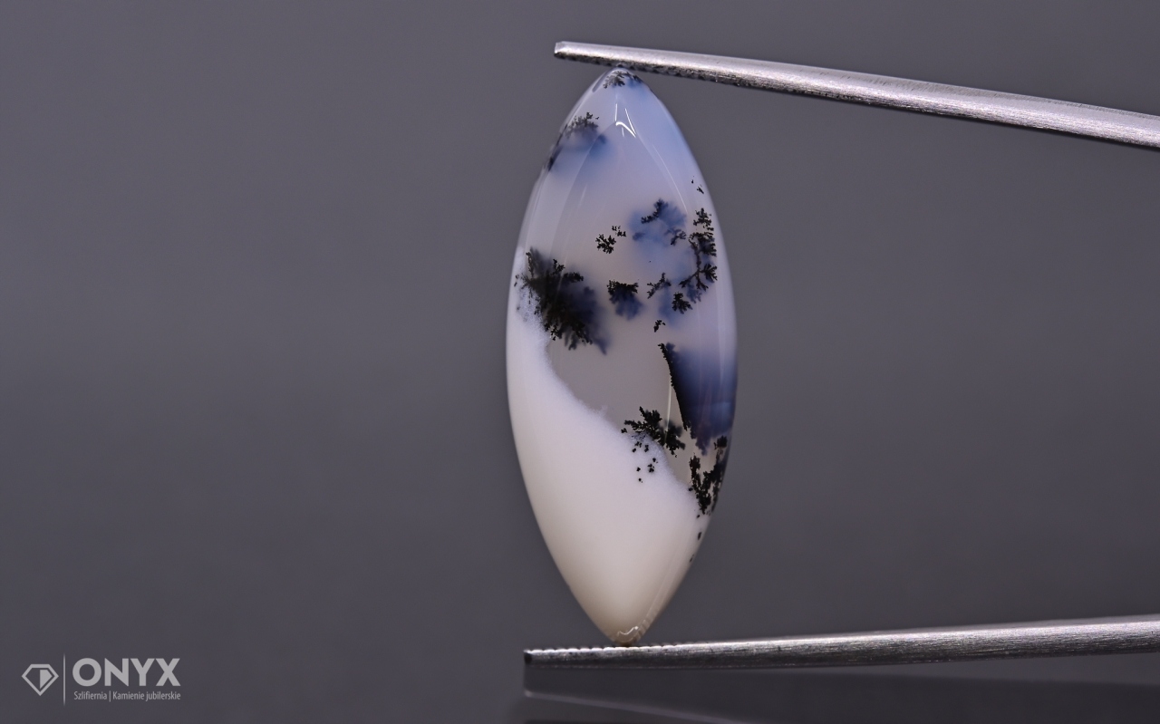 Dendritový achát z Turecka kabošon markýza 29,5x12