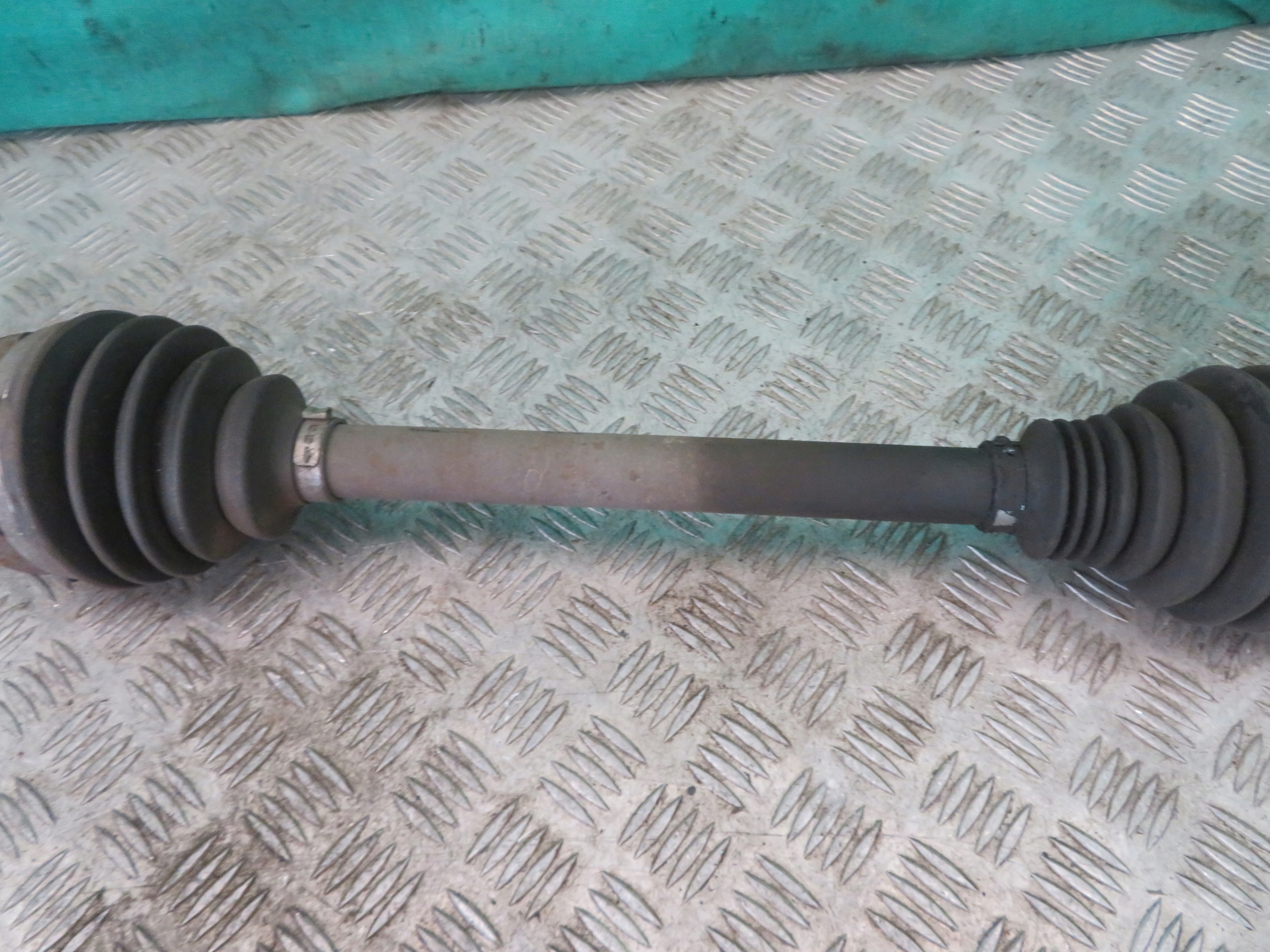 semi-axis left BOXER JUMPER DUCATO 14R 01380047080