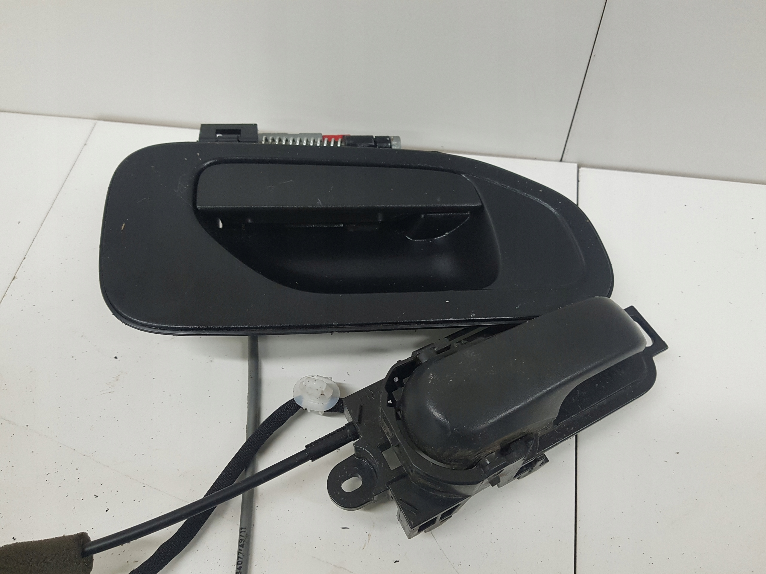lock door right front NISSAN NV 200