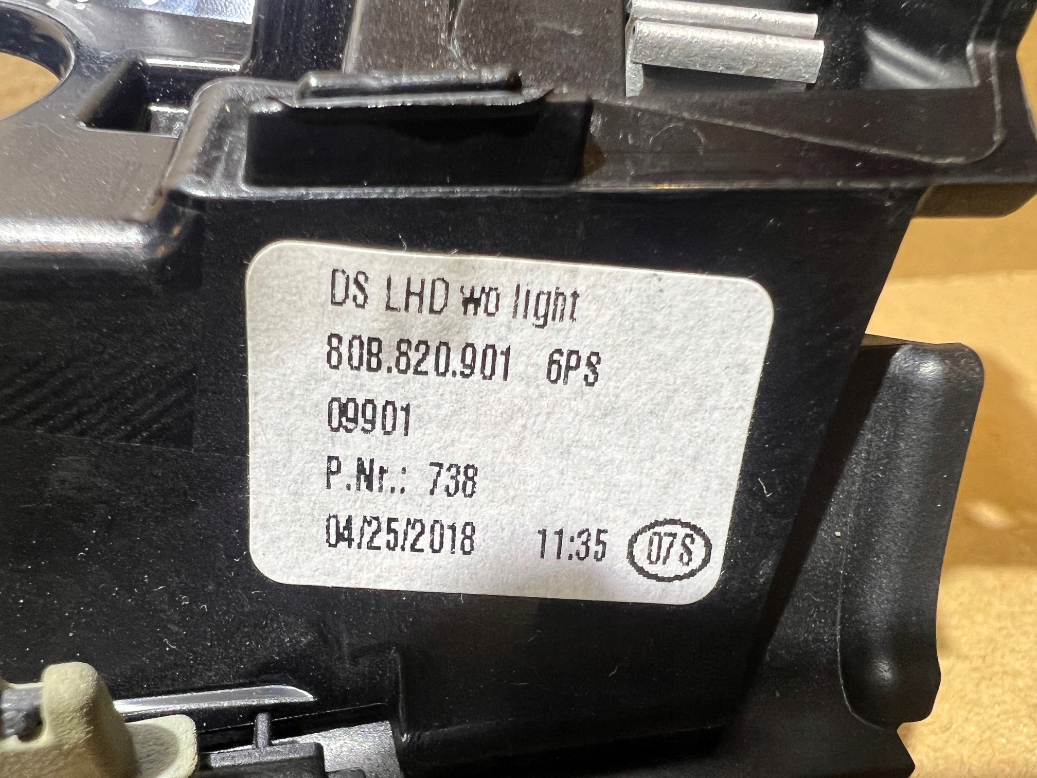 AUDI Q5 80A left grid air conditioning devices 80B820901