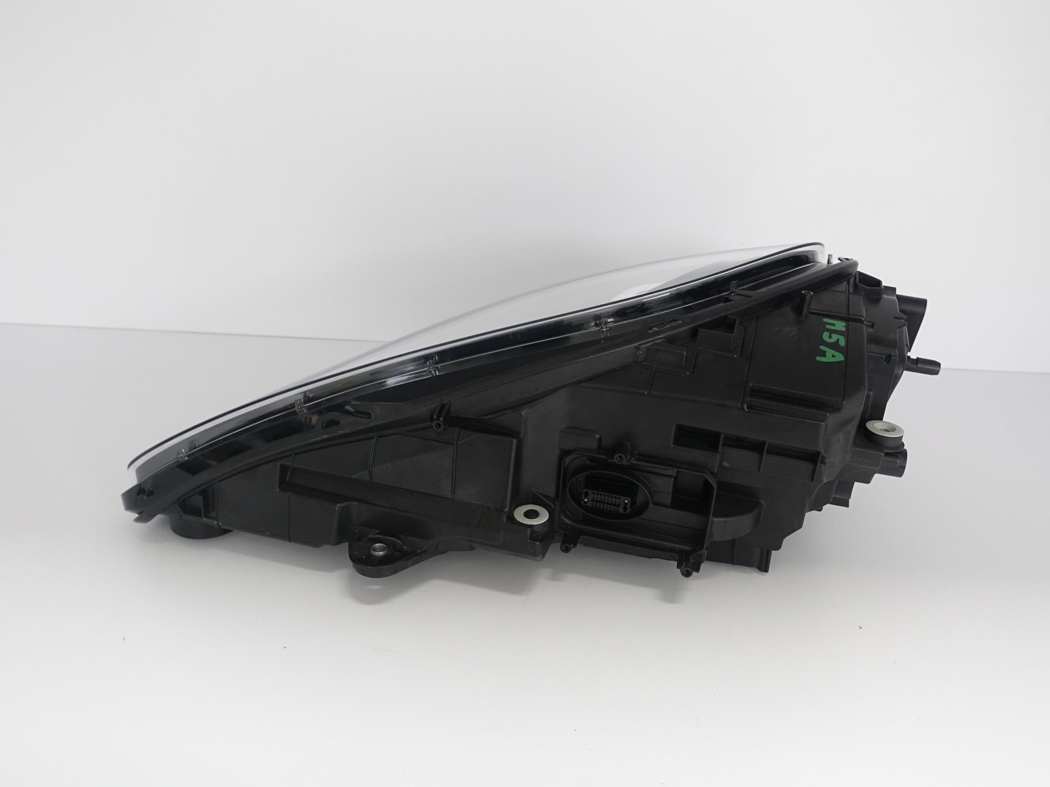 PORSCHE MACAN 95B LIFT 18-22 FULL LED right EU