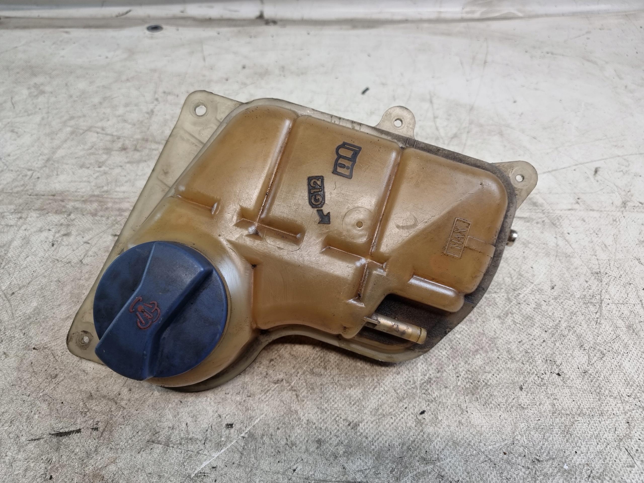 Scheibenwaschbehälter OE 8D0121403J VW PASSAT B5 1.8 20V 98r