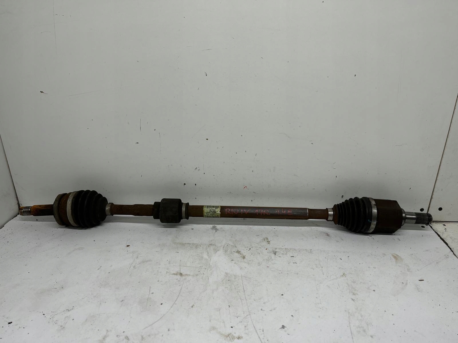 KIA RIO IV STONIC 1.4 16V semi-axis left 49500-H8300 2017