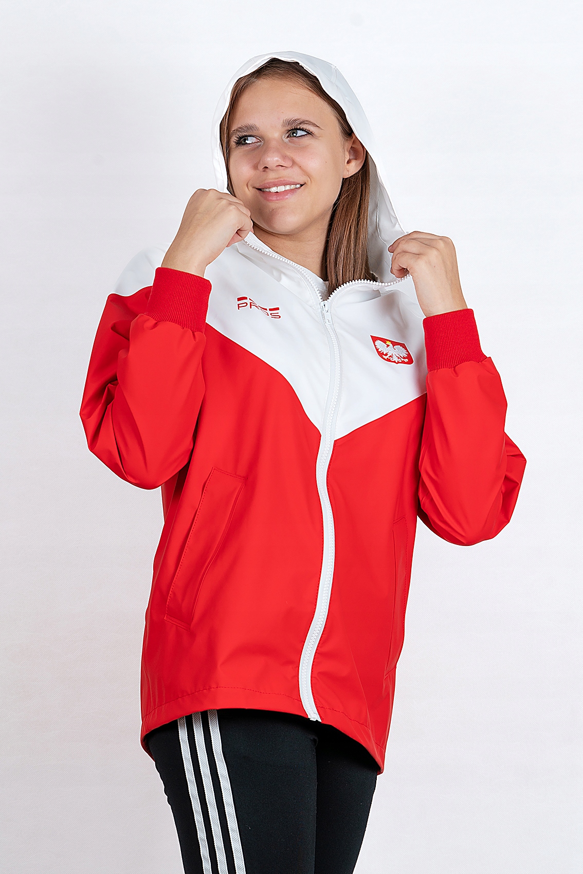 KURTKA REPREZENTACJI POLSKI SPORTPROS 152-164 L Liczba kieszeni 2