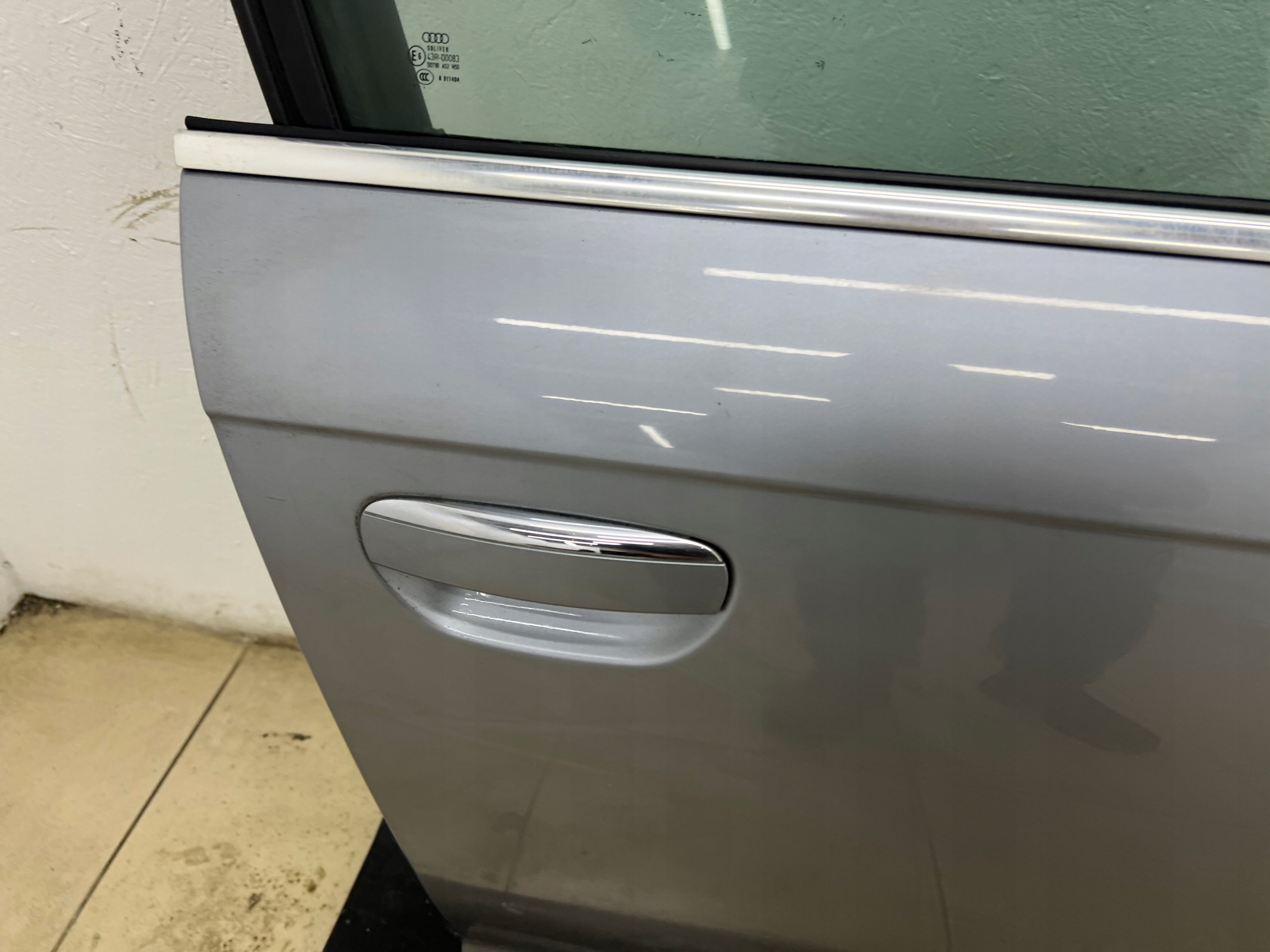 AUDI A6 C6 door front front right LY7J EUROPA complete