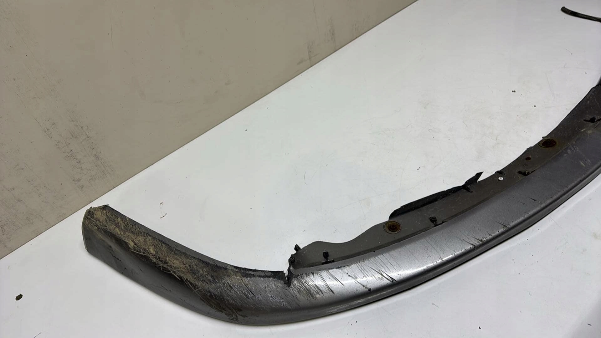 accessories of a bumper SAAB front 9-3 VECTOR LINEAR moulding HOKEJ front