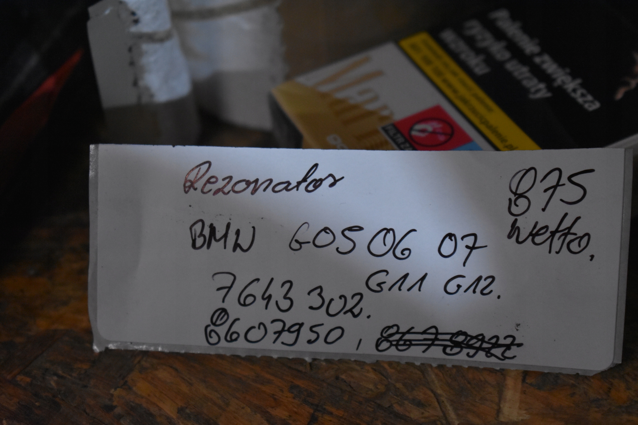 IDEALNY REZONATOR KPL. BMW G05 G06 G07 G11 G12 1