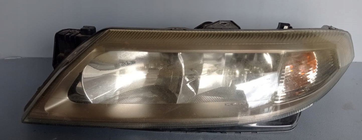 RENAULT LAGUNA II light left front XENON 8200163323 EU