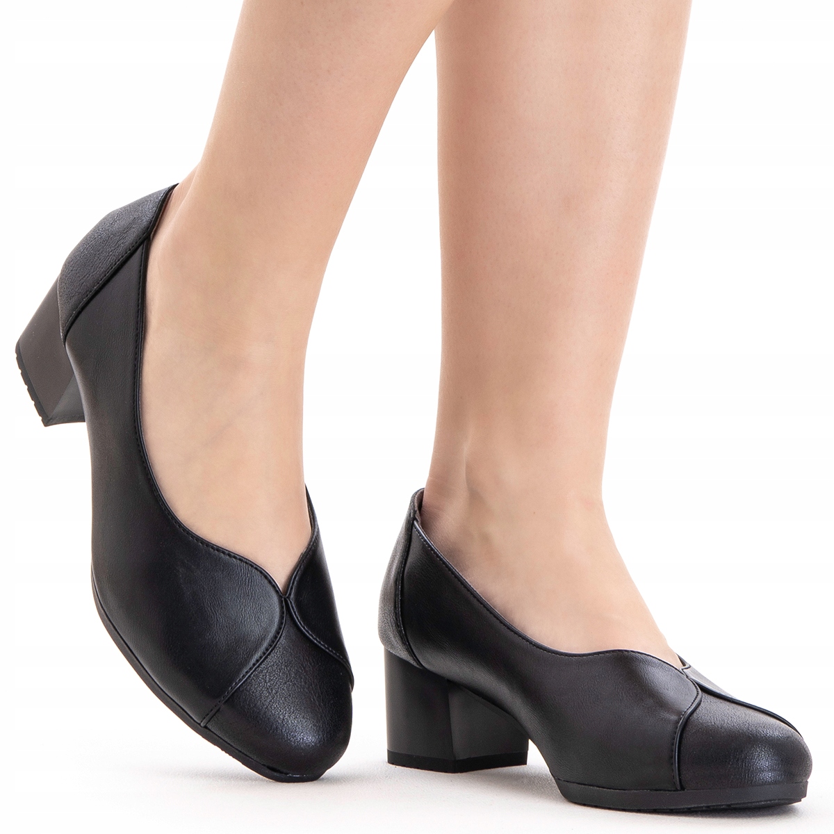 

Czółenka miękkie tęg.H lekkie wkł.skóra Wojtyłko