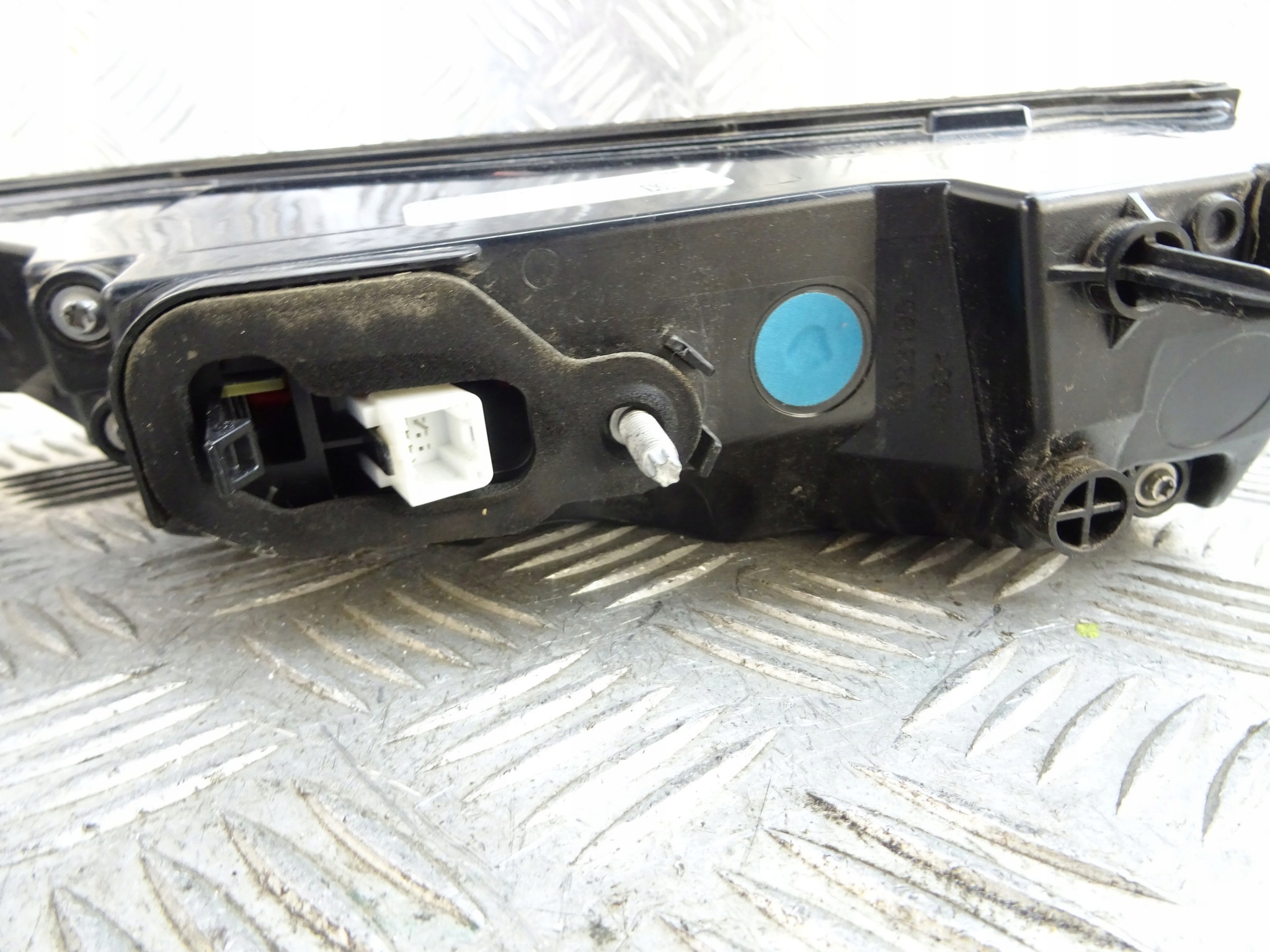 RENAULT MEGANE V E-TECH light left left rear part 265558452R