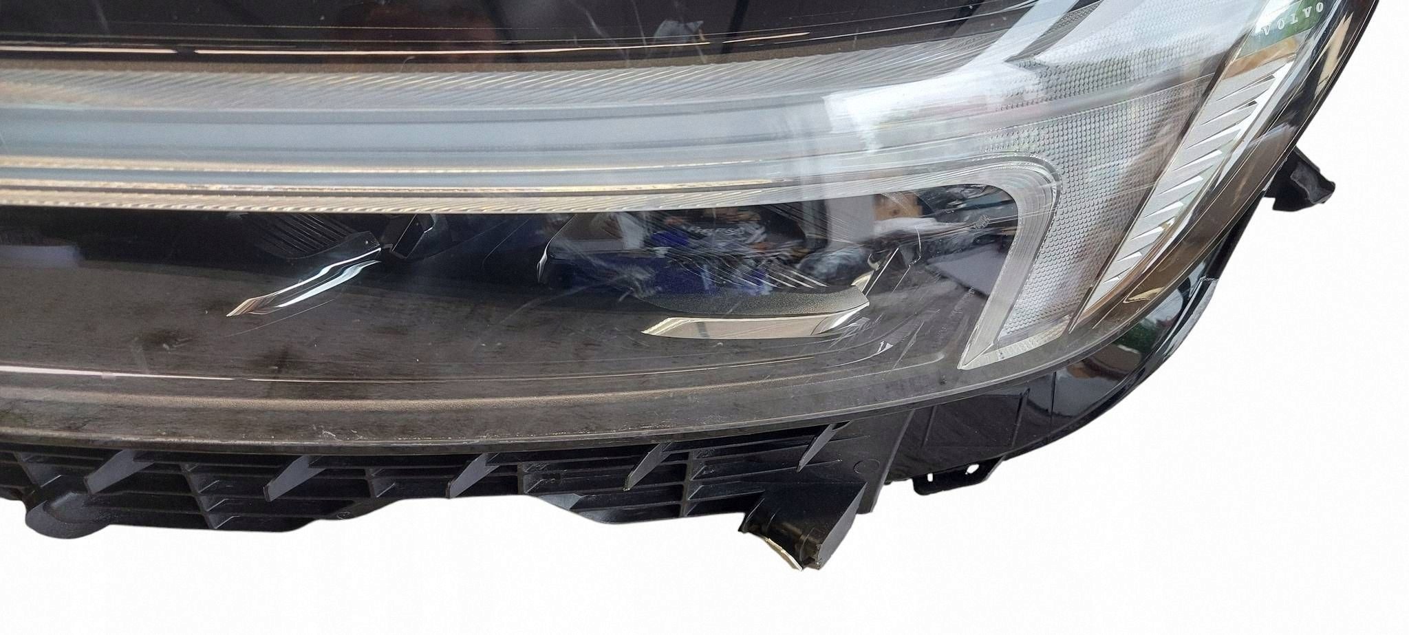 VOLVO XC60 FULL LED 17-24 light front left EU 32420430
