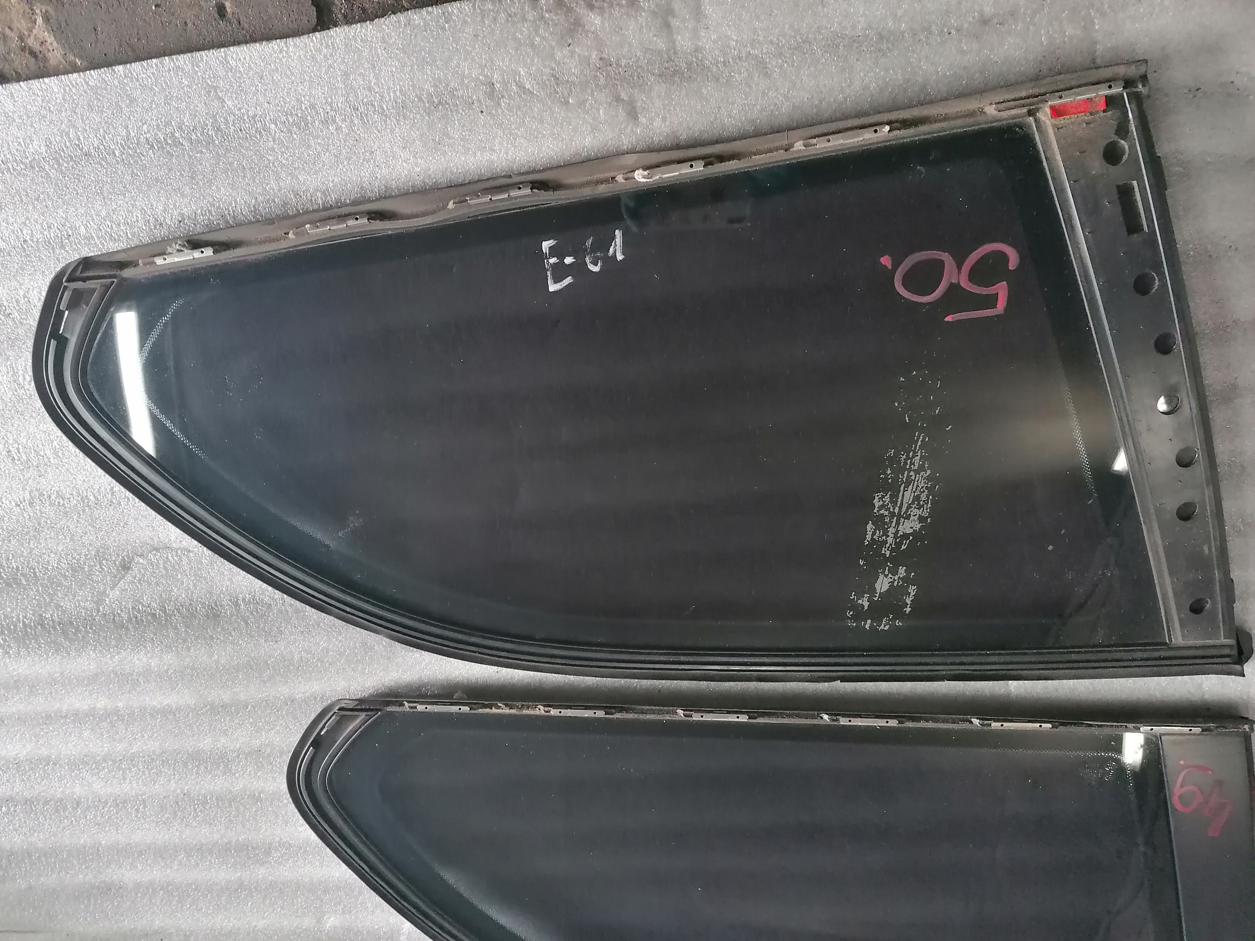 50 SZYBA BOCZNA KAROSERYJNA BMW E61