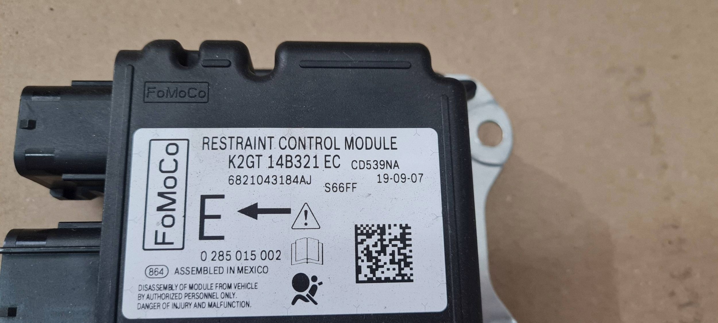Ford Edge II 2020 module control unit SENSOR airbag ORG K2GT14B321EC