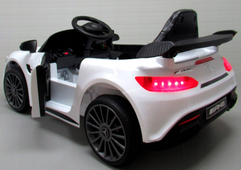 AUTO JEŹDZIK MERCEDES GTR-S NA AKUMULATOR PREZENT Szerokość pojazdu 52 cm