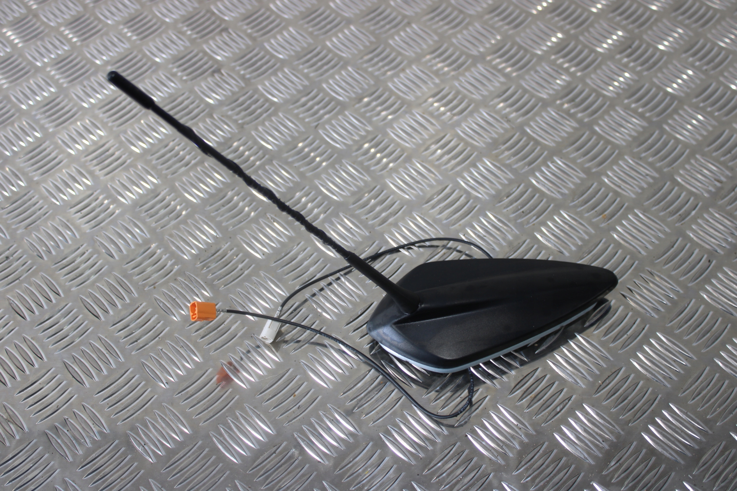 Antenne Toit CITROEN C4 III 3 9841038780