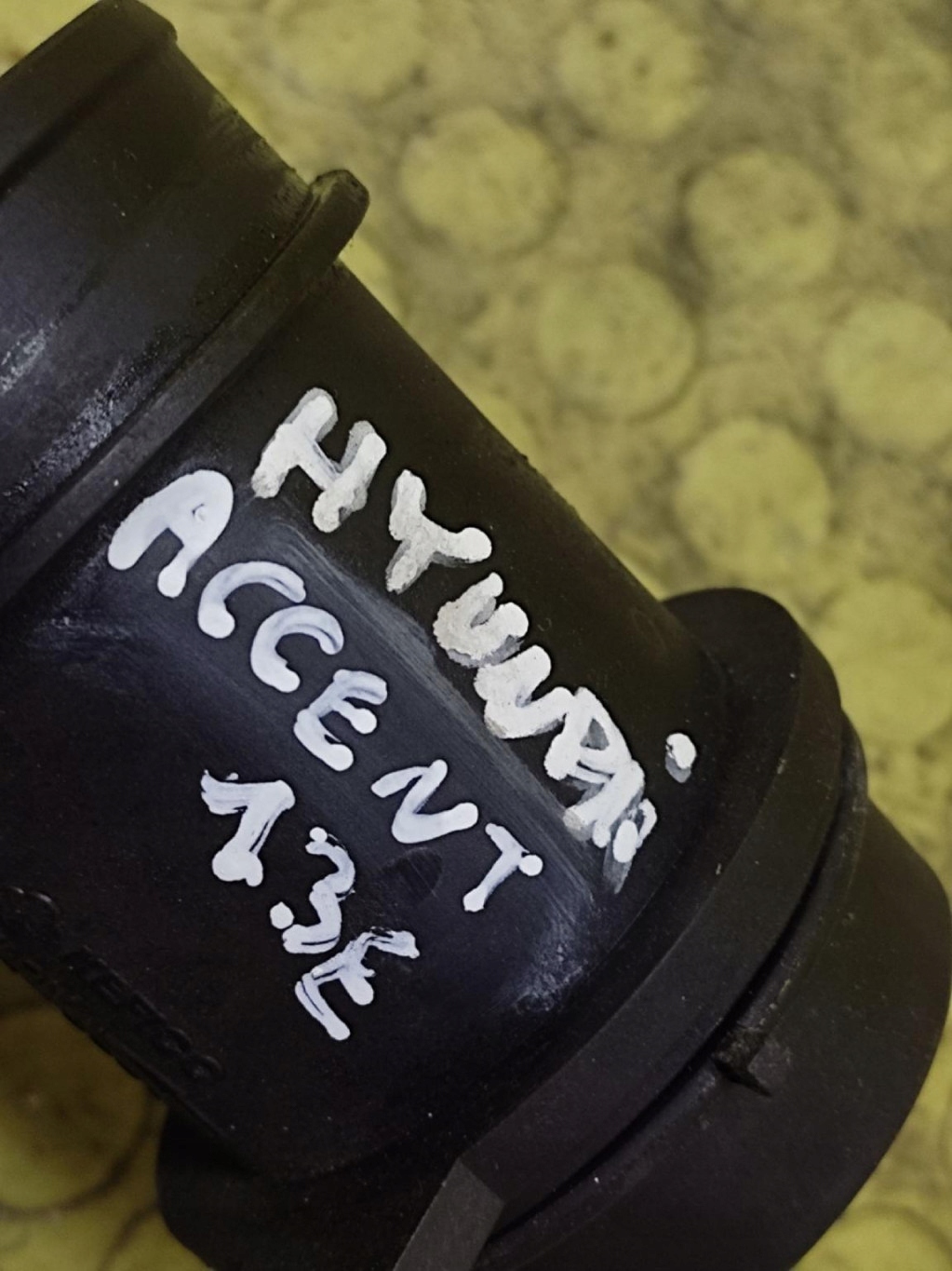 HYUNDAI ACCENT 1.3 flow meter 2816422610