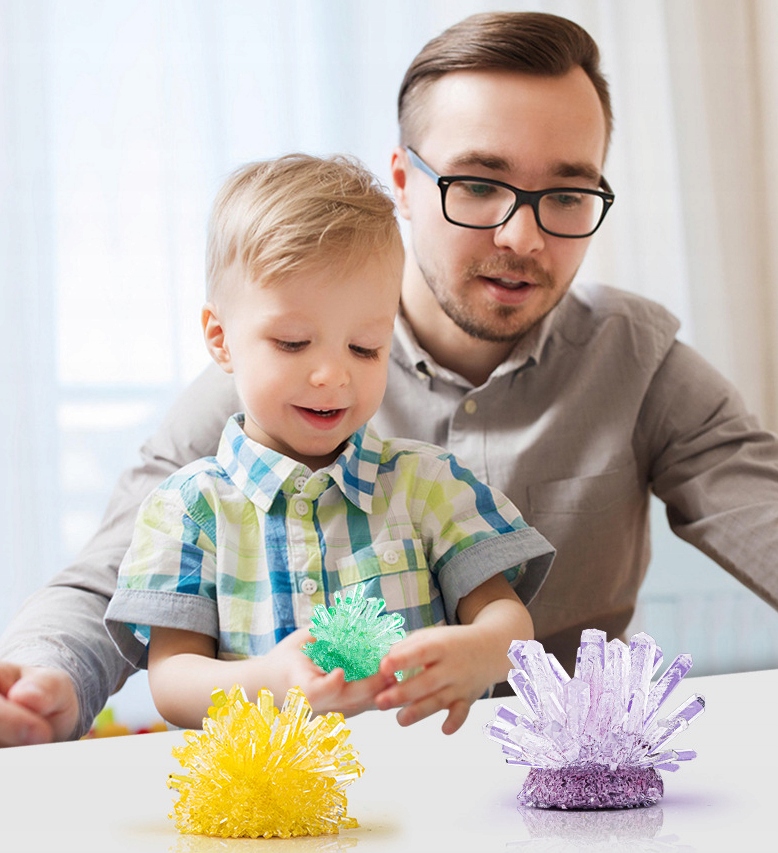 MAGICZNE TERRARIUM Rosnące Kryształy Astronauta PODŚWIETLENIE prezent 10+ Materiał inny