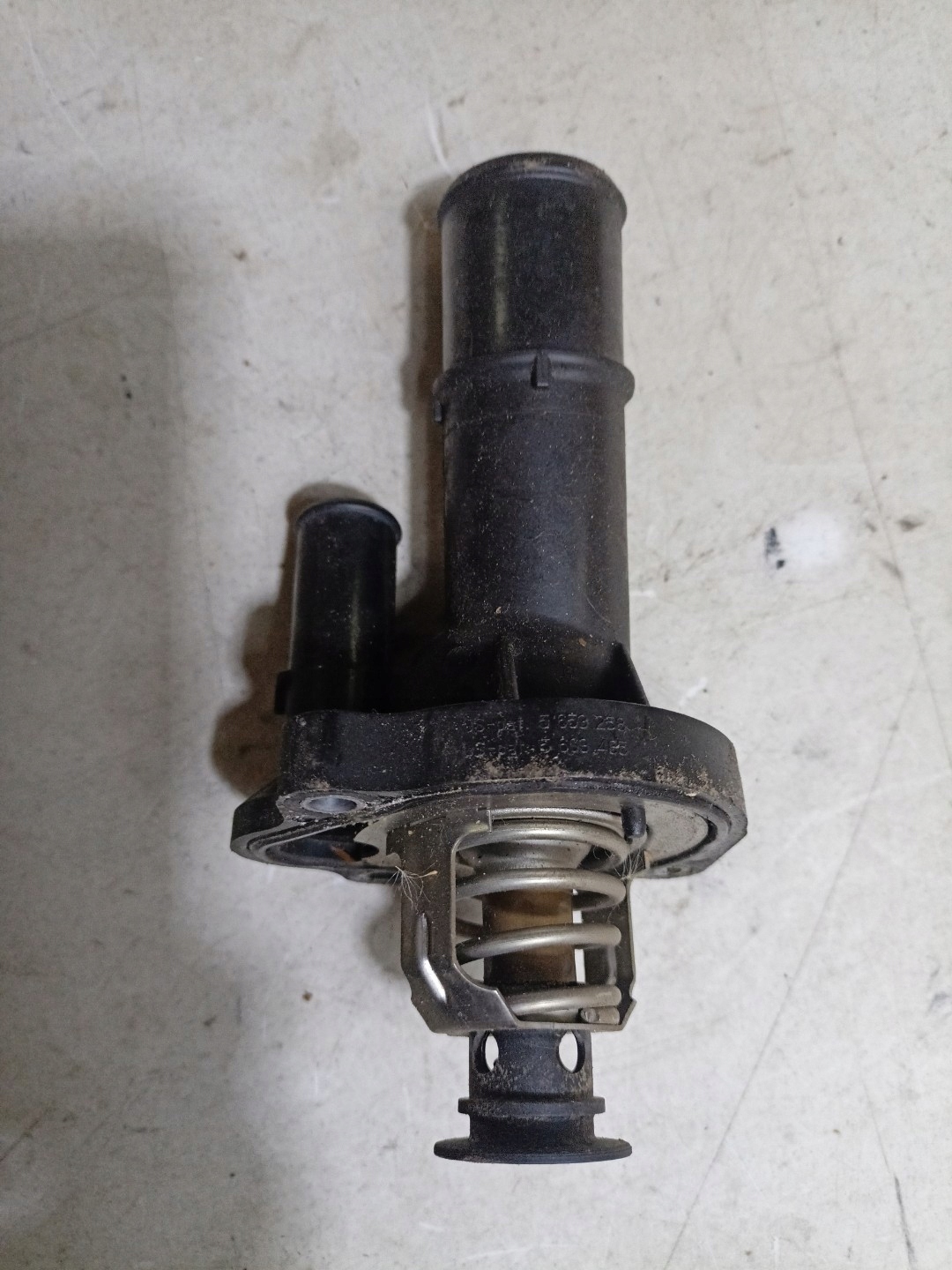 csomag termostatu Ford Edge 2 CD539 2015 FR3E-BA