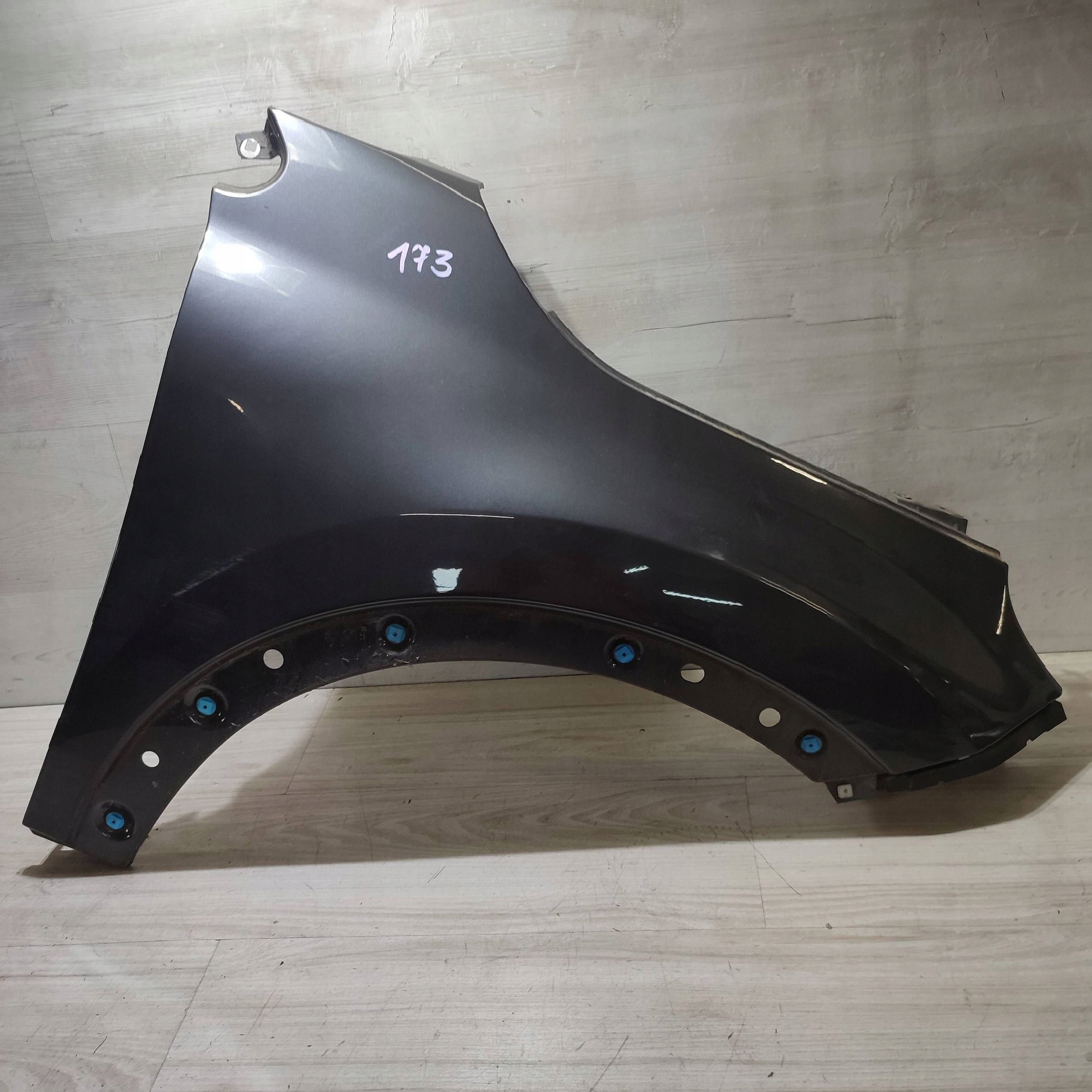 fender front side right Fiat 500X