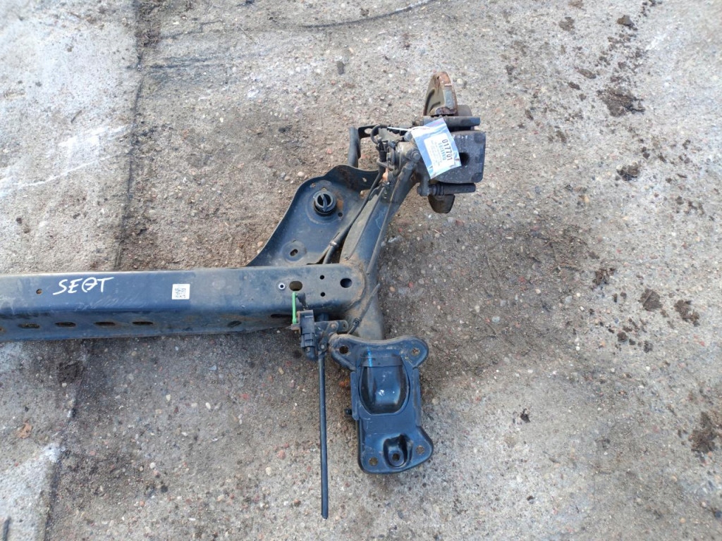 SEAT LEON II KOMBI ST BELKA ZAWIESZENIA TYŁ Typ samochodu Samochody osobowe