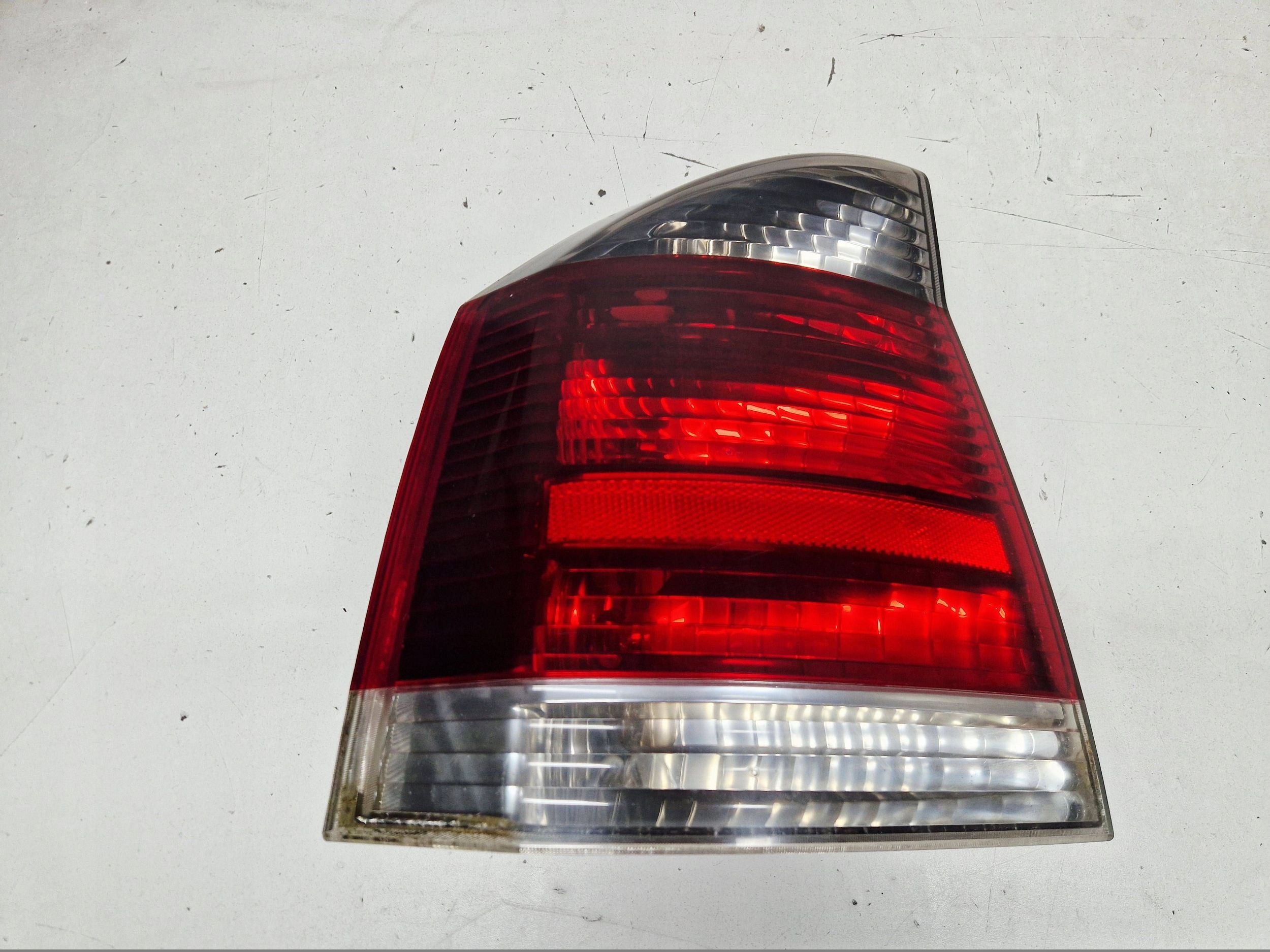 light rear Opel Vectra C HB 13130645